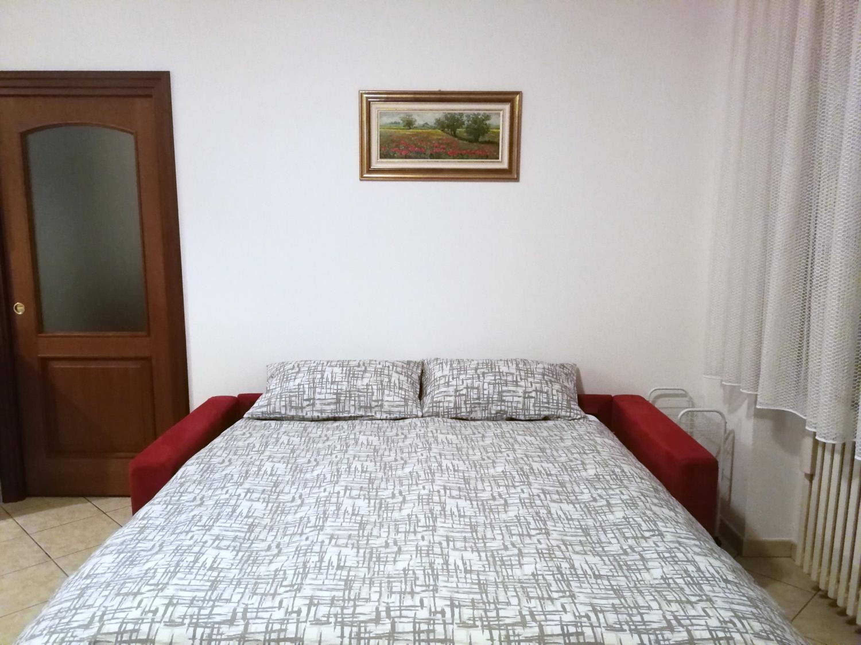 Two-Bedroom Apartment - Photo 8