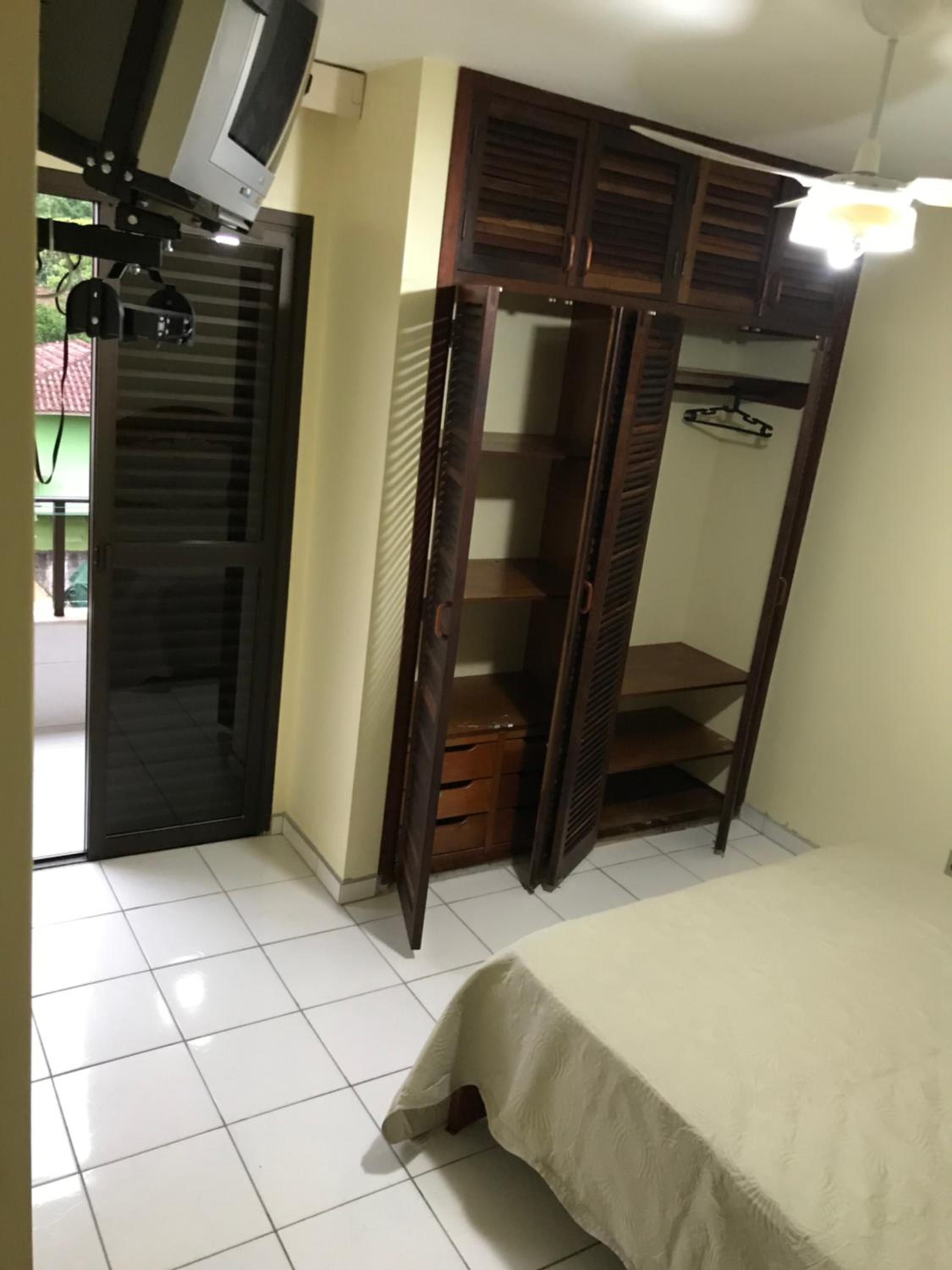 Two-Bedroom Apartment - Photo 3