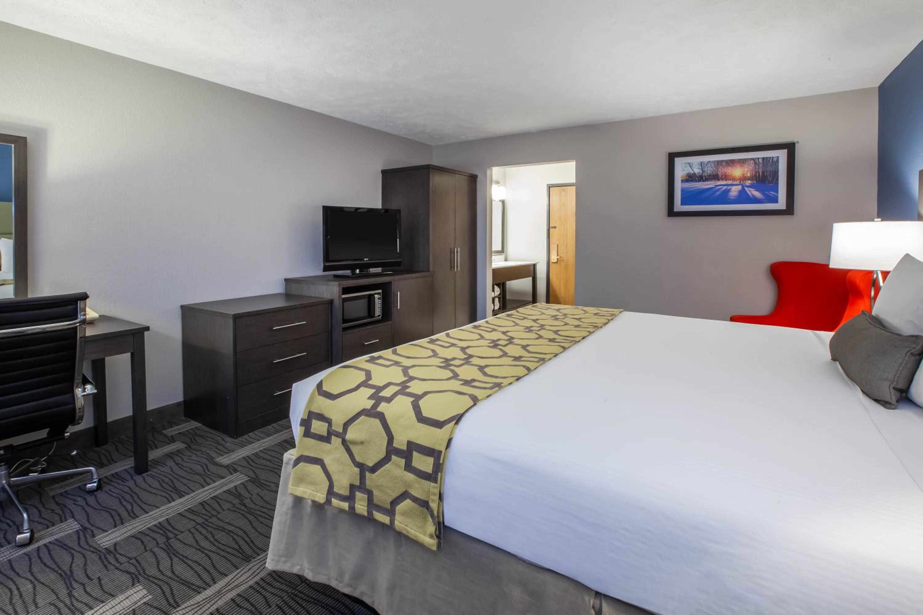 King Room - Non-Smoking - Photo 1