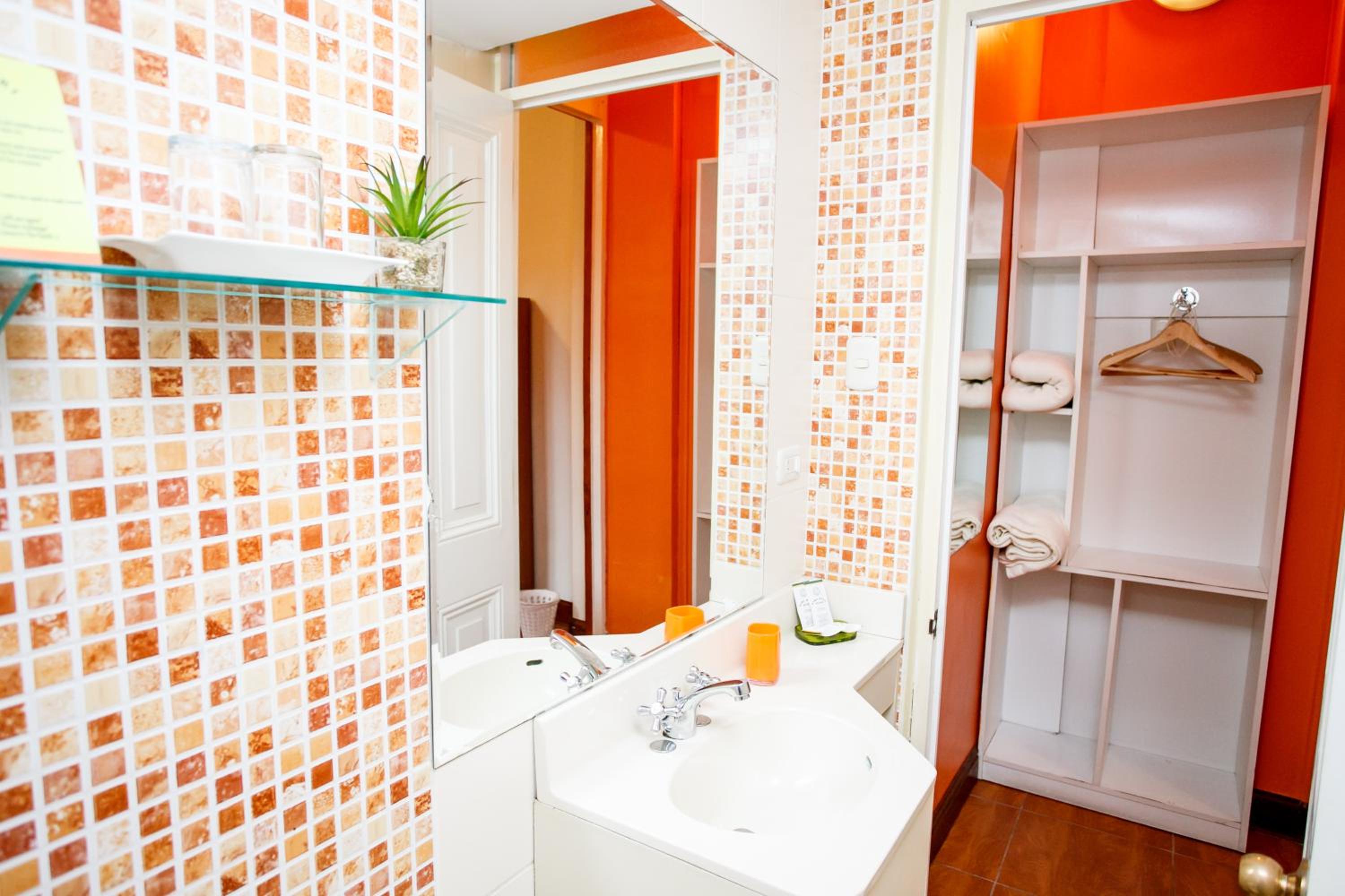 Triple Room with Private Bathroom photo 3