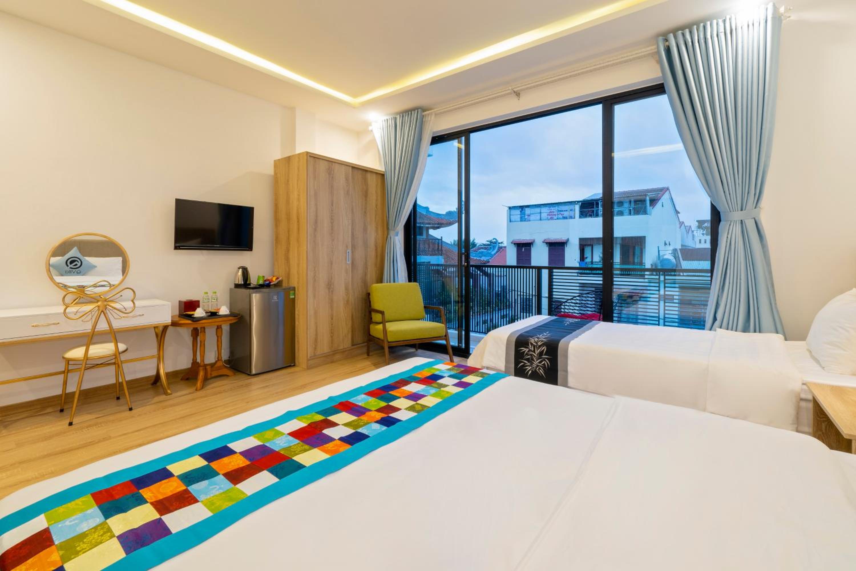 Deluxe Triple Room - Photo 2