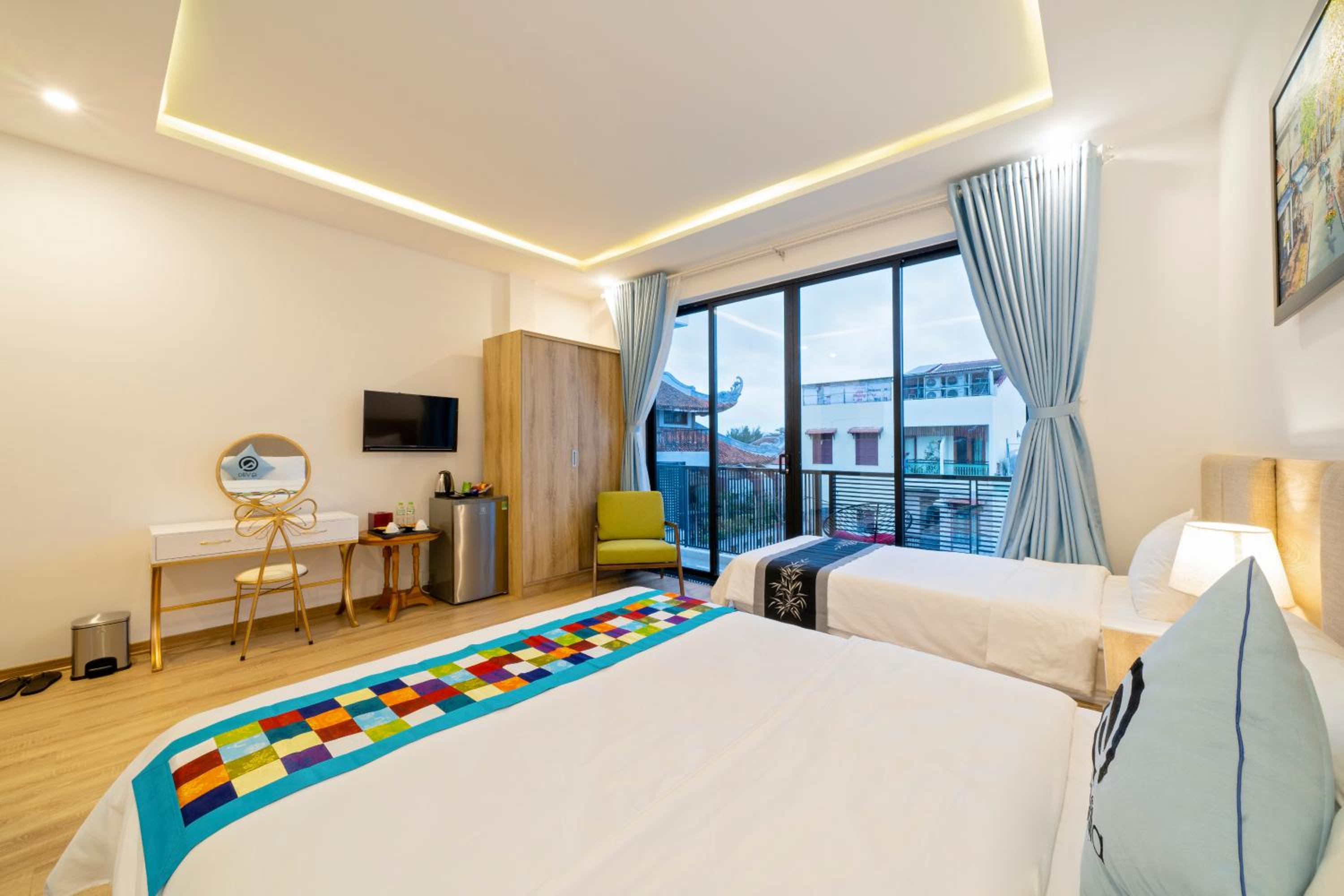 Deluxe Triple Room - Photo 1