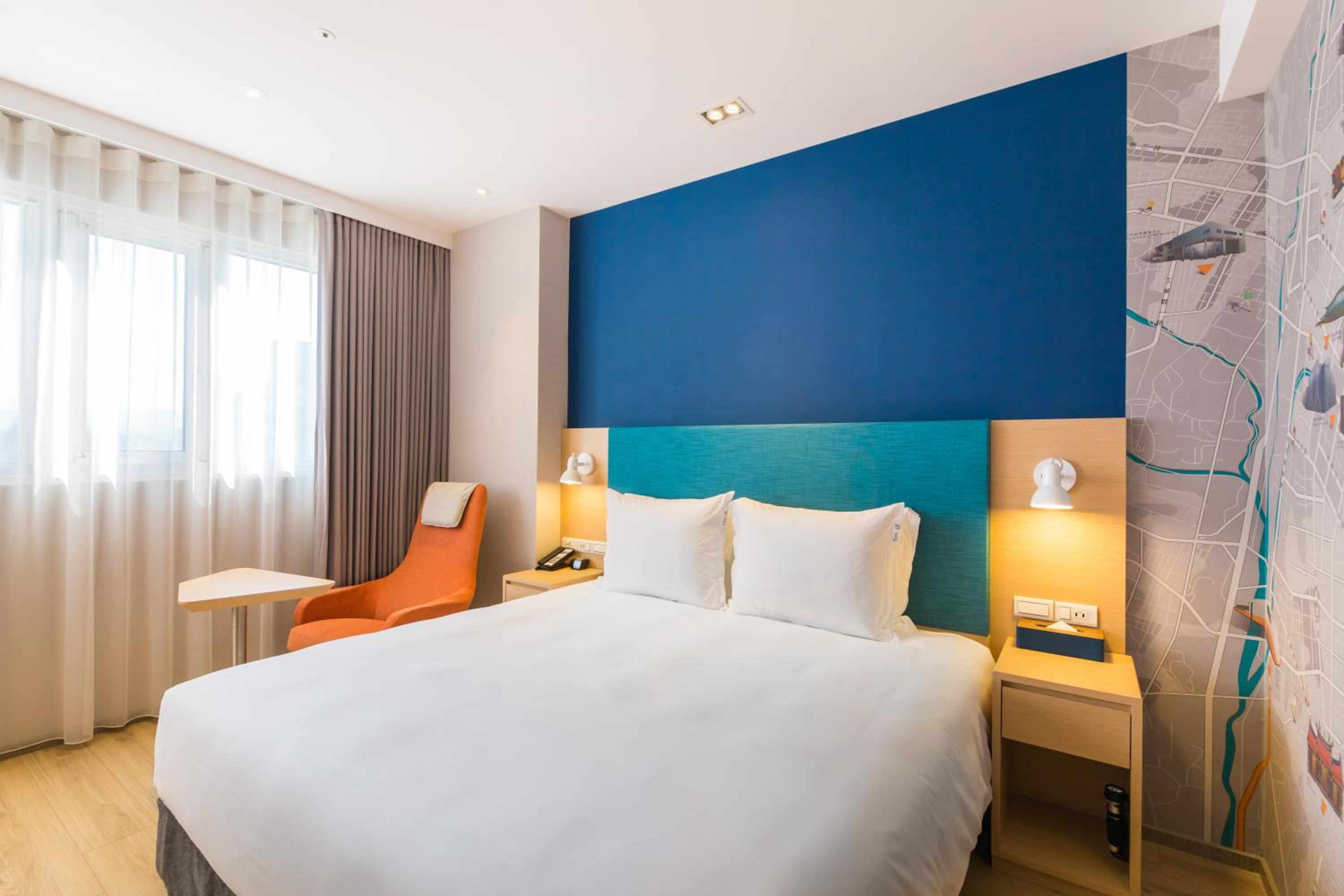 Staycation Offer - Room Upgrade to Superior King Room - Non-Smoking with Extra Benefits