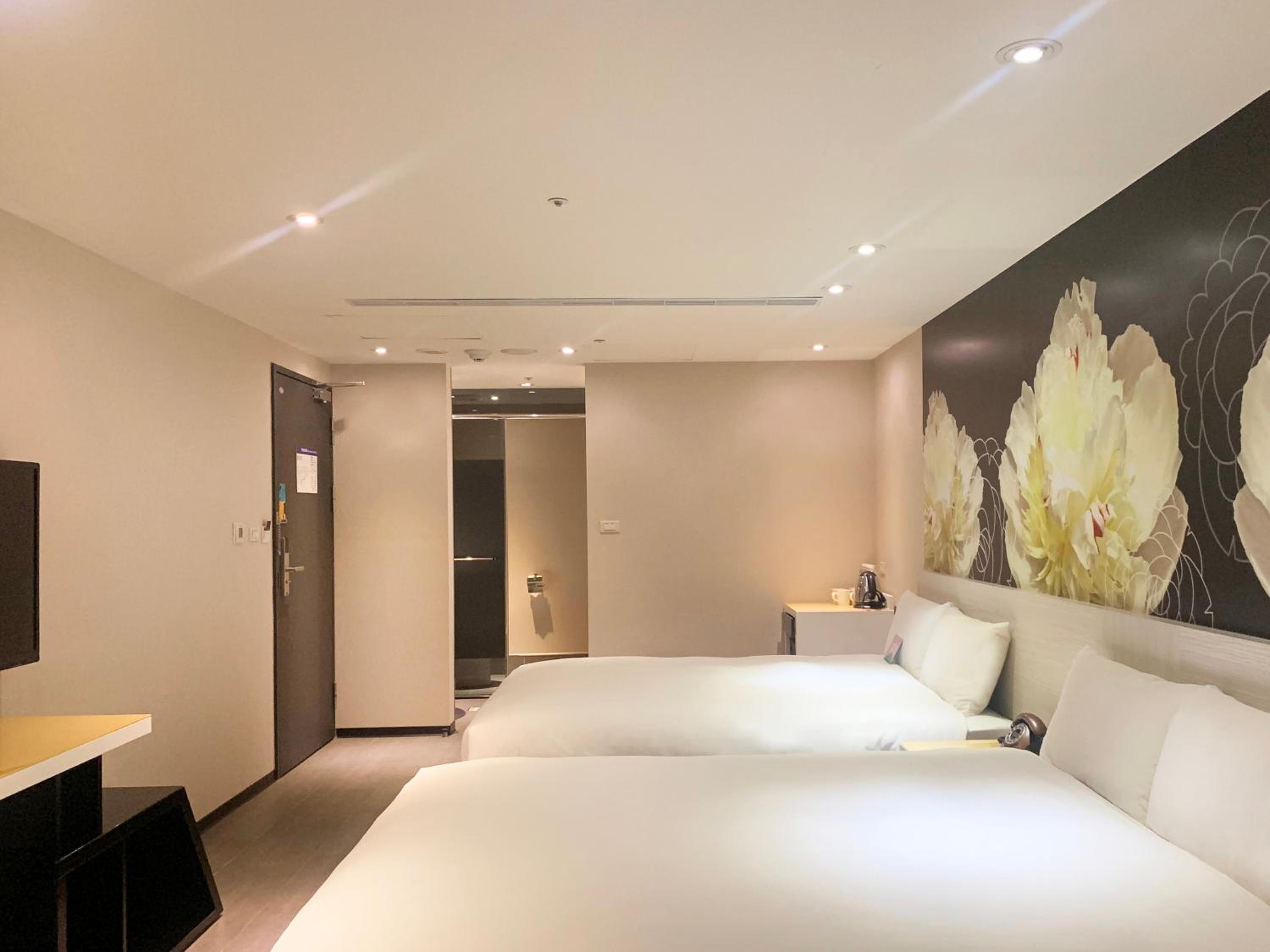 Wholesome Hotel — photo 252