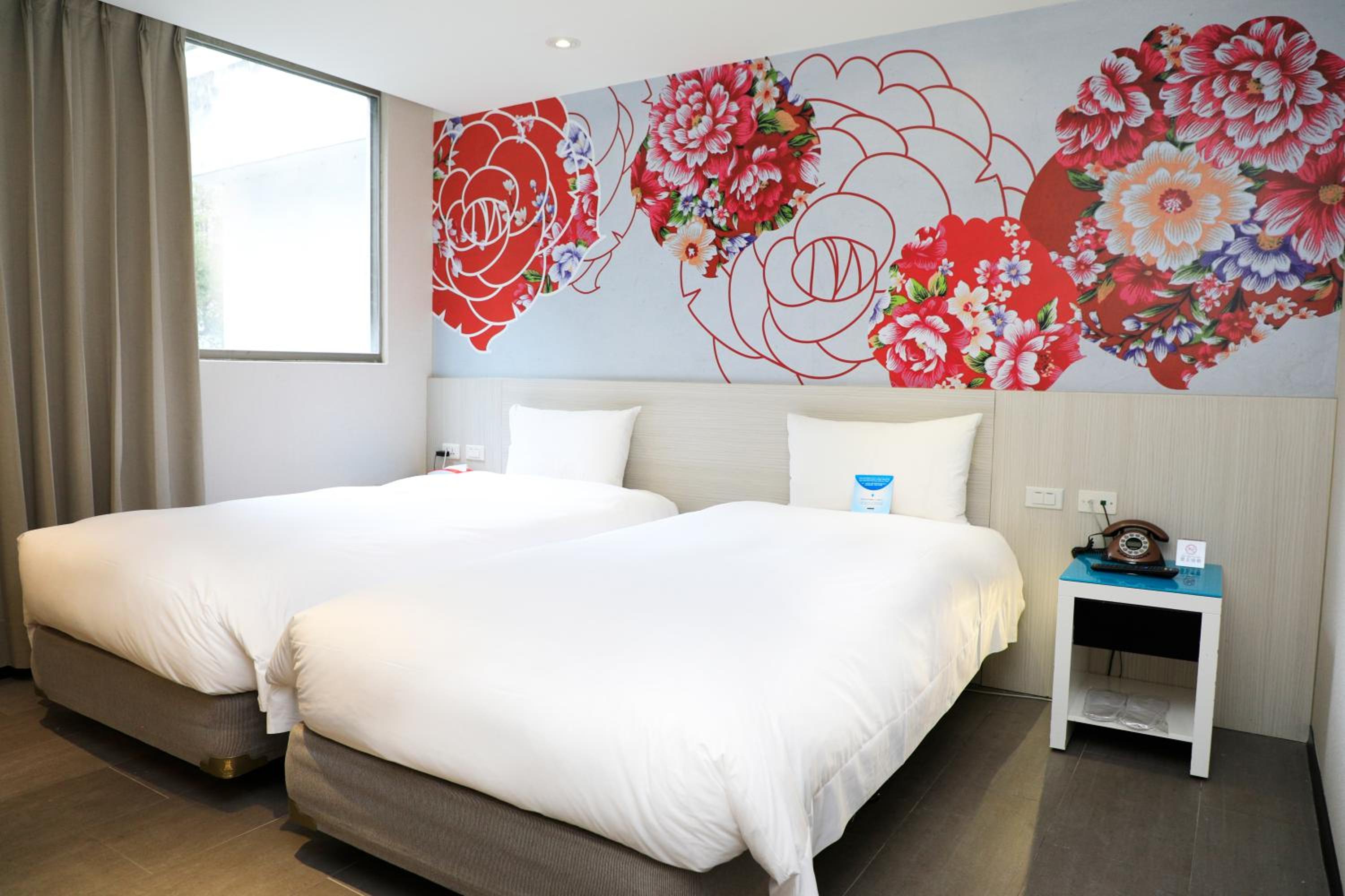 Standard Twin Room photo 3