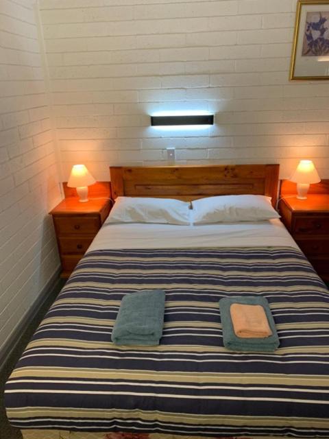 Queen Room - Photo 21