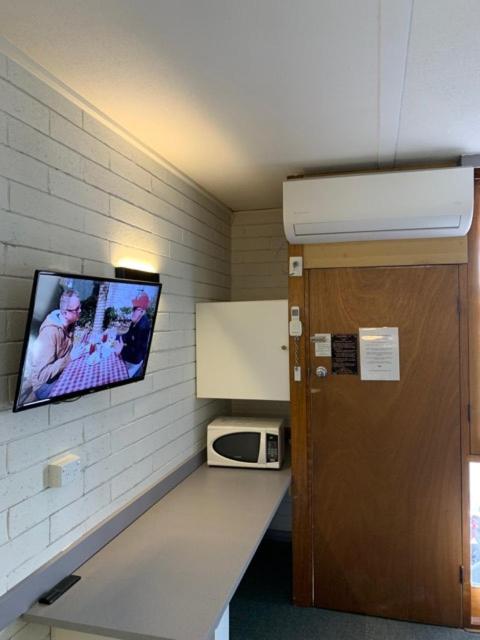 Family Room - Photo 9