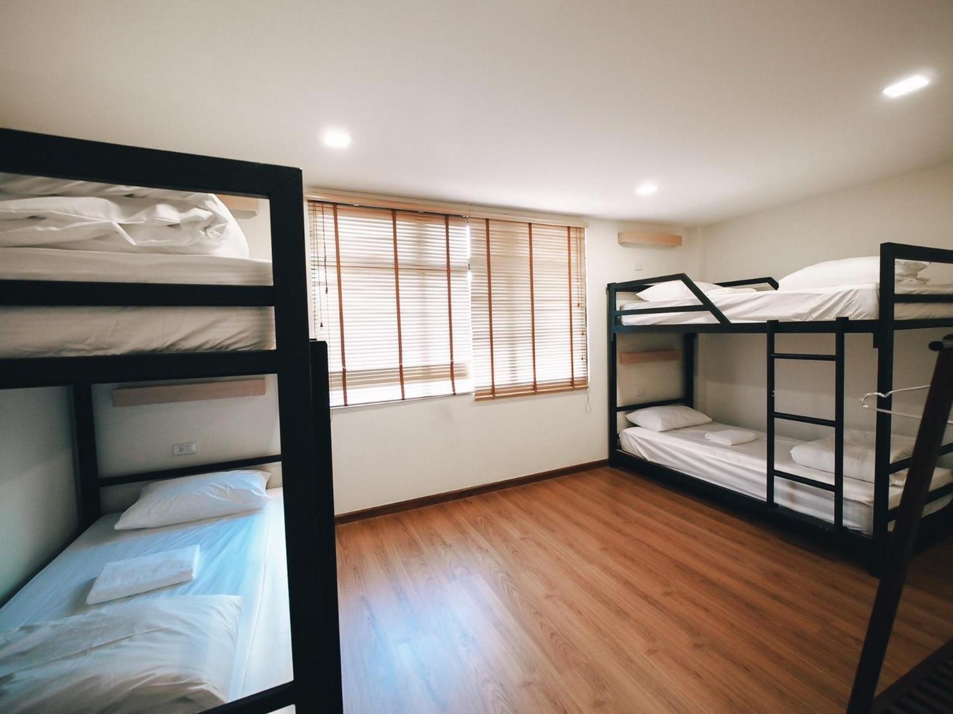 Quadruple Room with Shared Bathroom