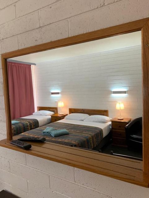 Twin Room - Photo 8