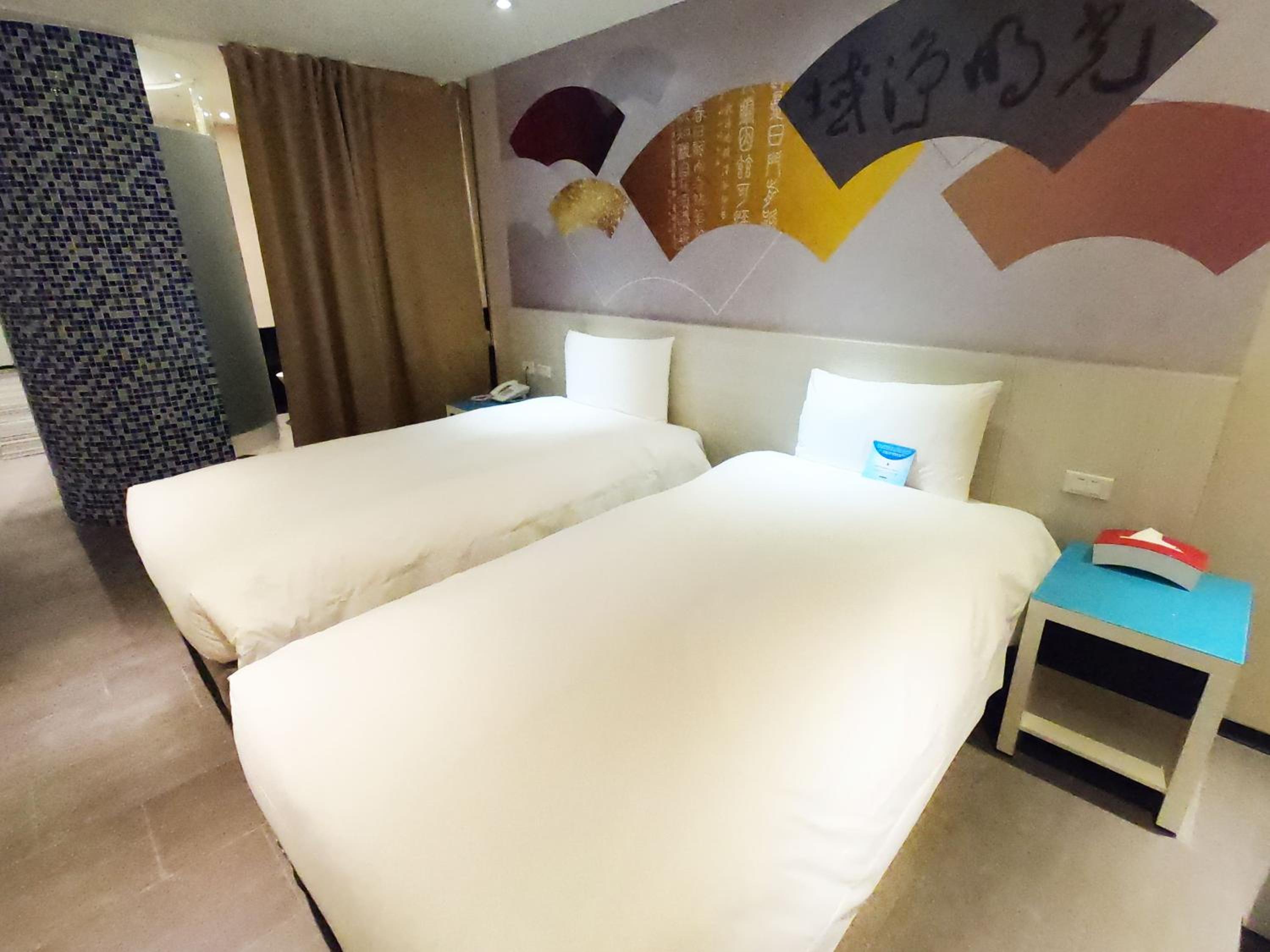 Wholesome Hotel — photo 210