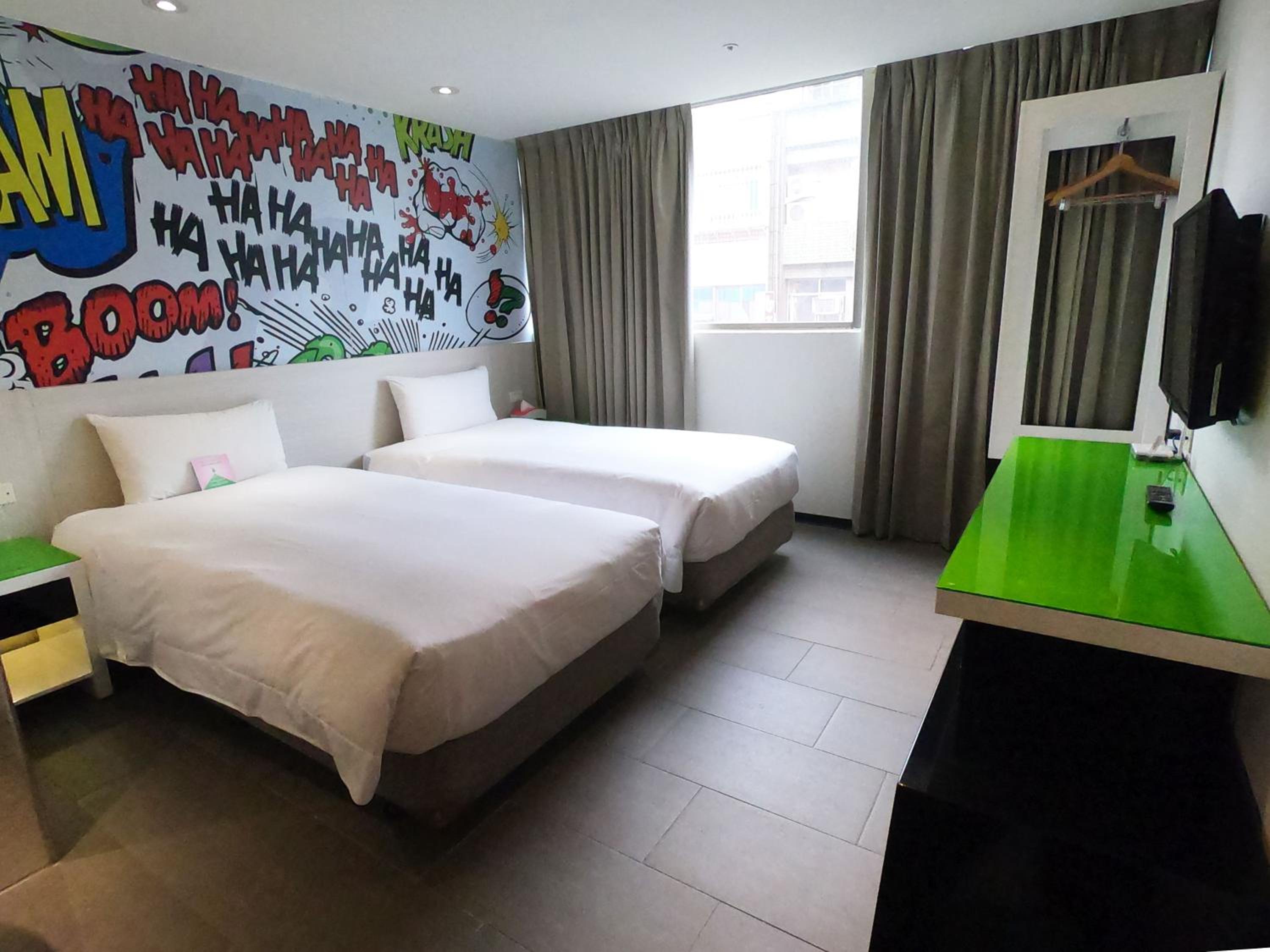 Superior Twin Room photo 2