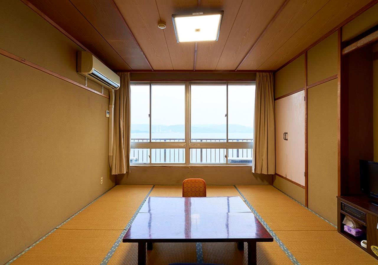 Family Room with Sea View photo 3