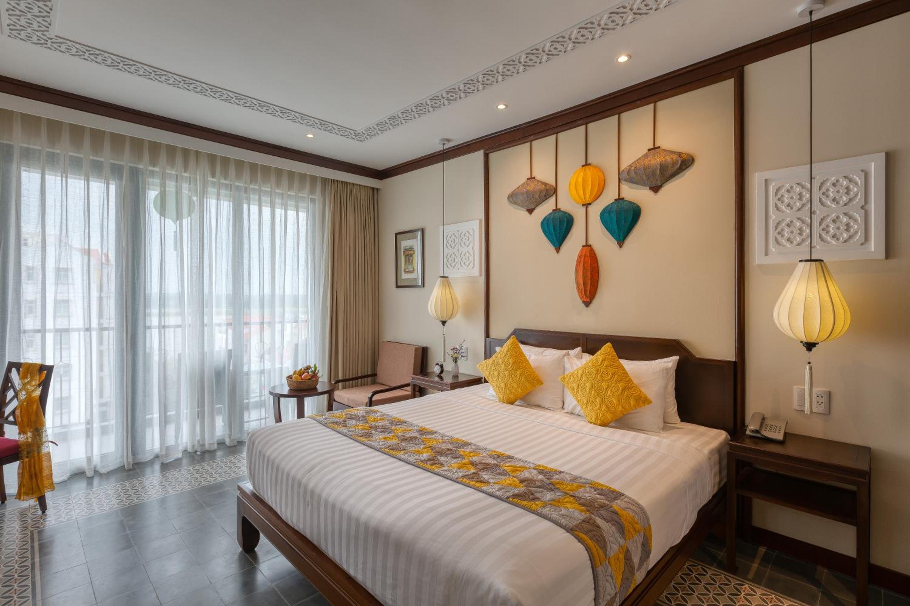 Savvy King/Twin Suite, Bathtub, Balcony with Riverside View - Photo 19