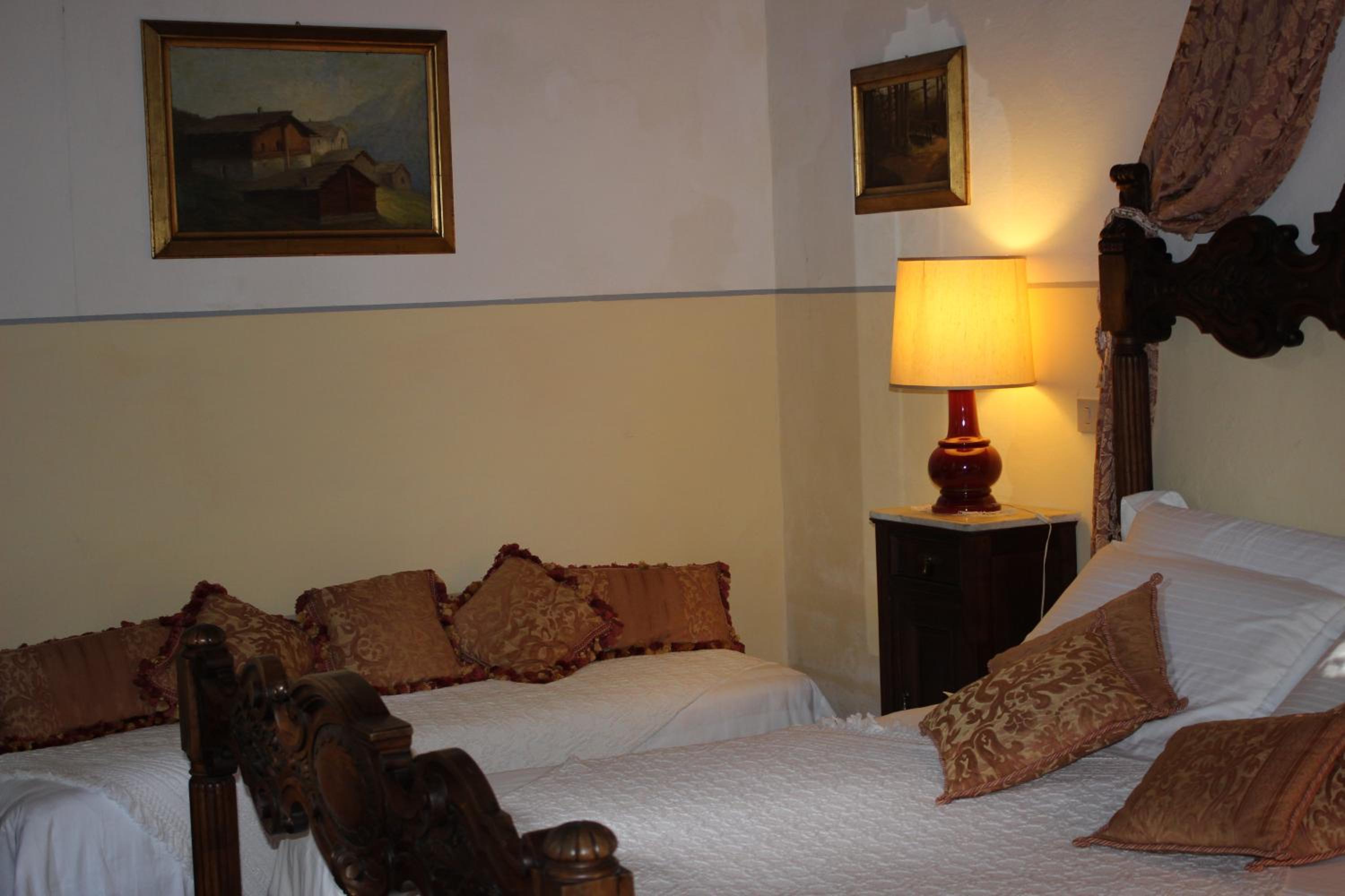 Classic Triple Room - Photo 3