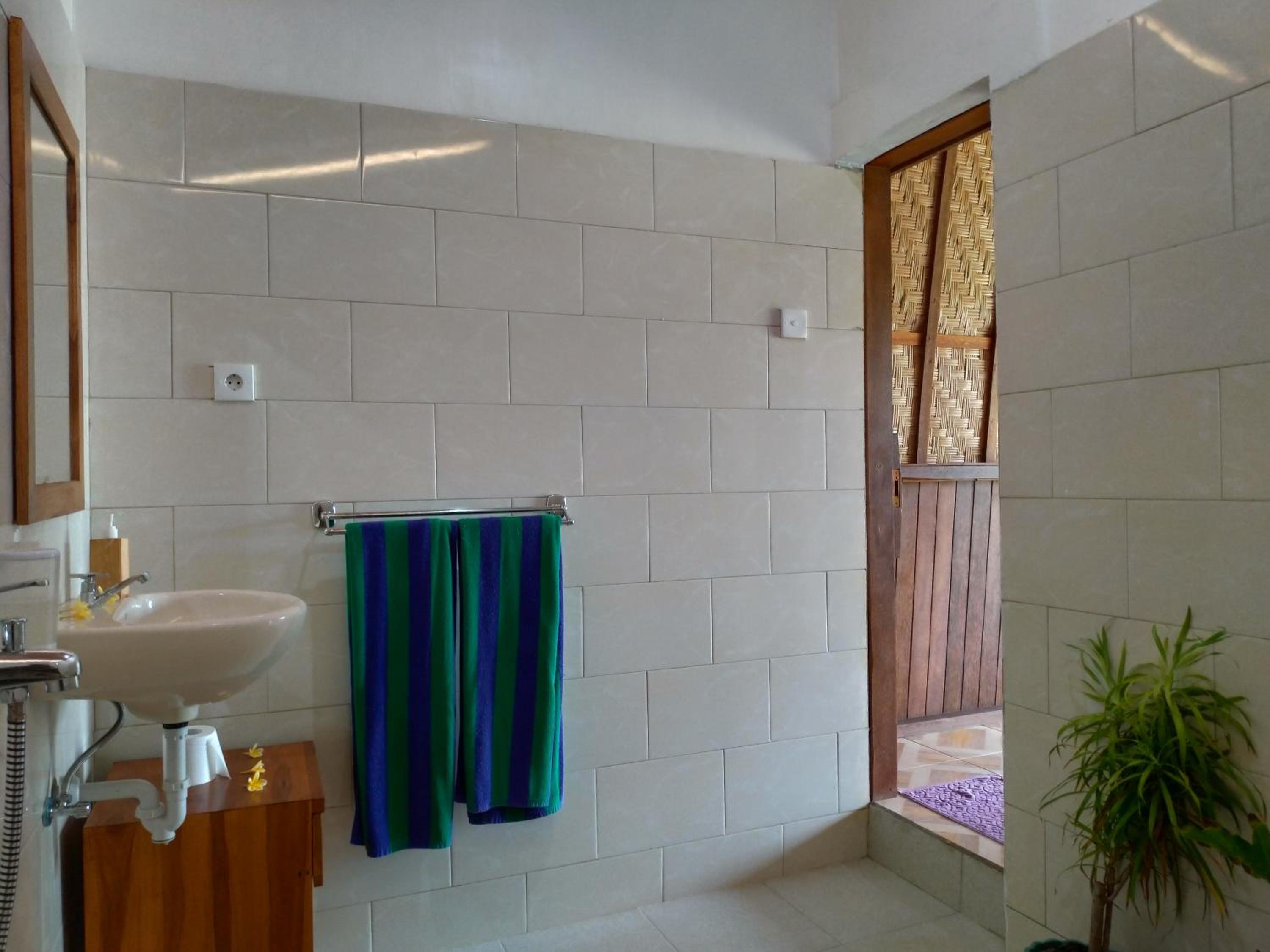 Deluxe Bungalow - Photo 9
