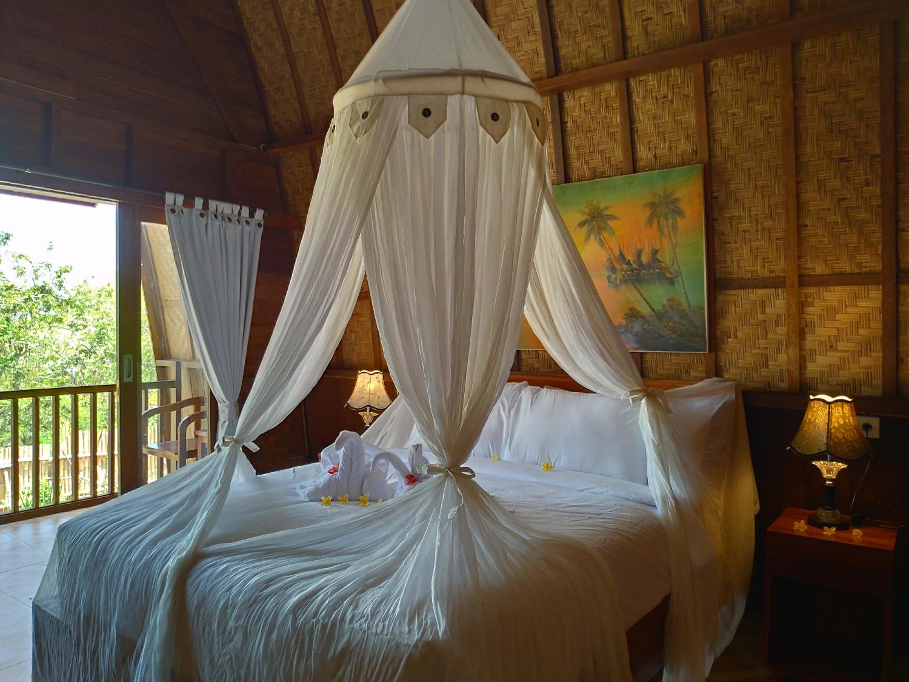 Deluxe Bungalow - Photo 1