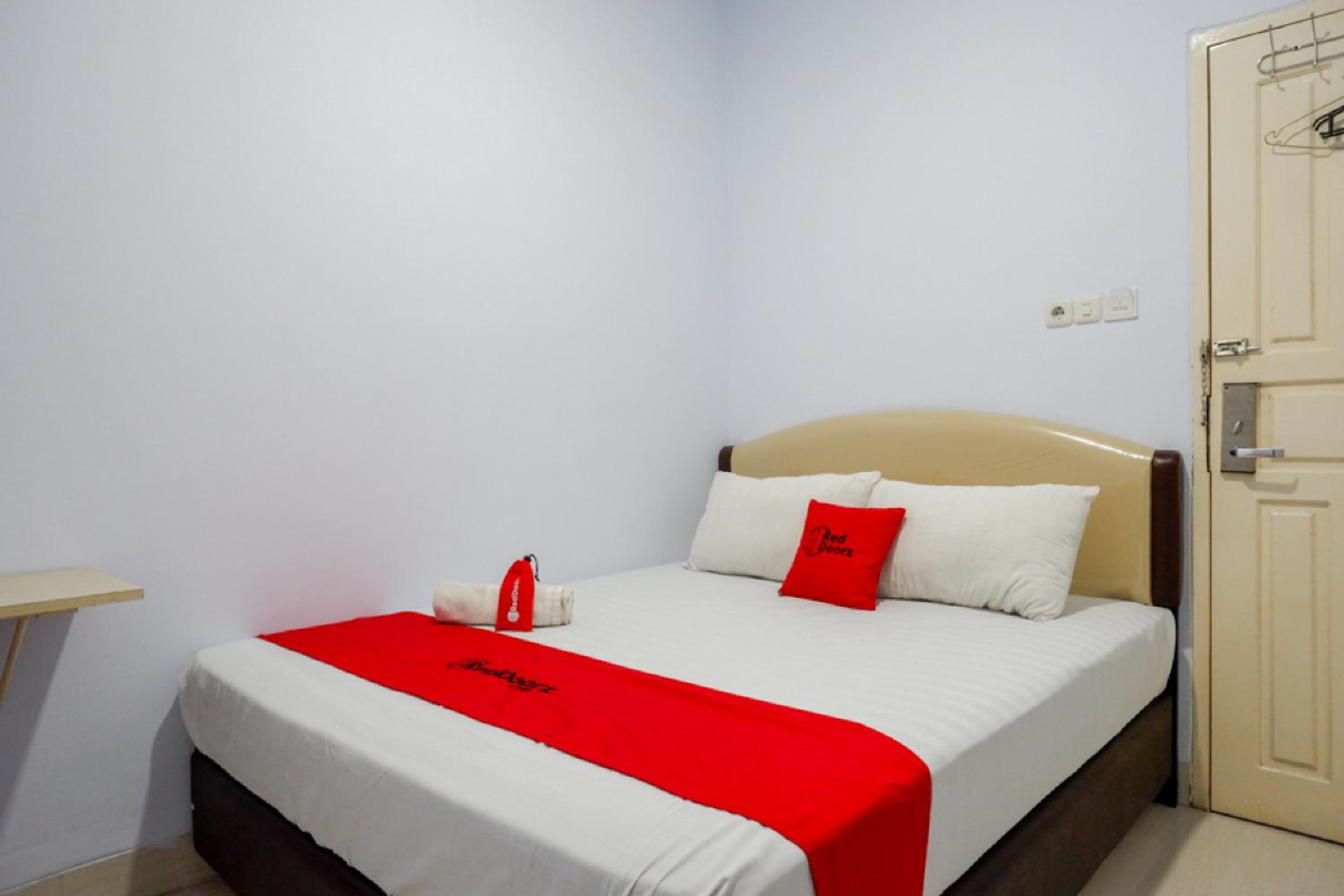 Double Room - Photo 6