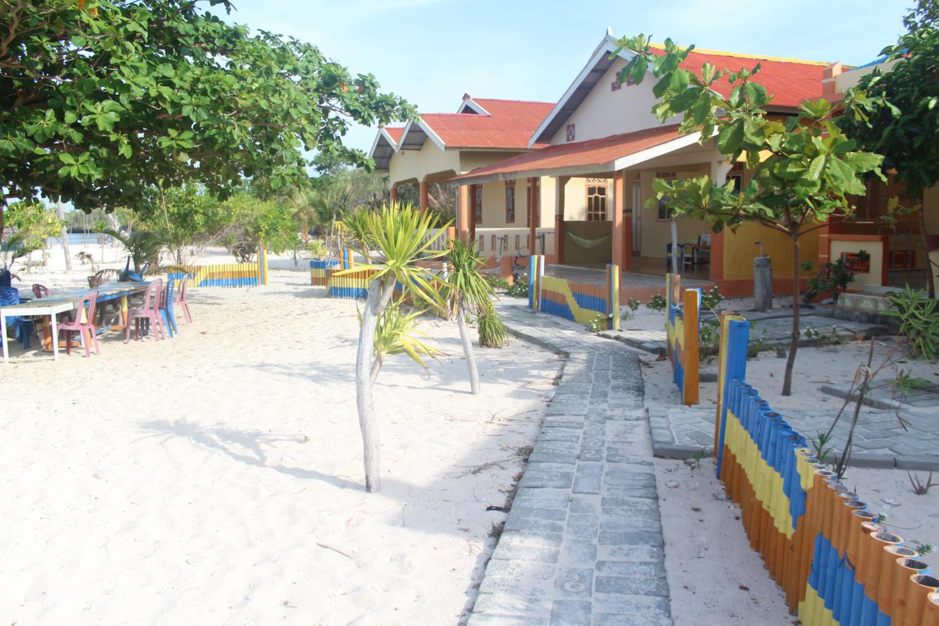 Queen Room with Sea View - Photo 1