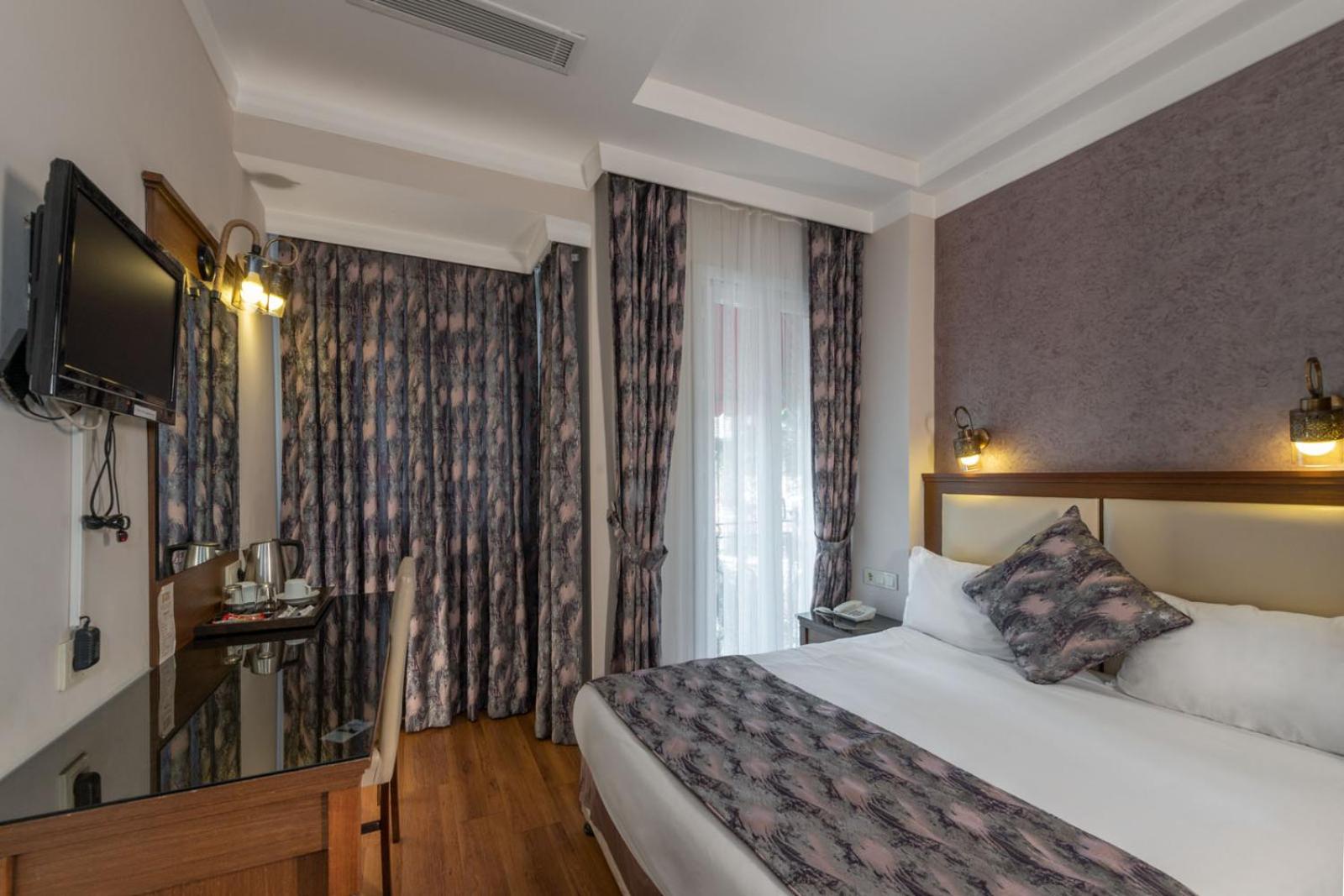 Economy Double Room photo 1