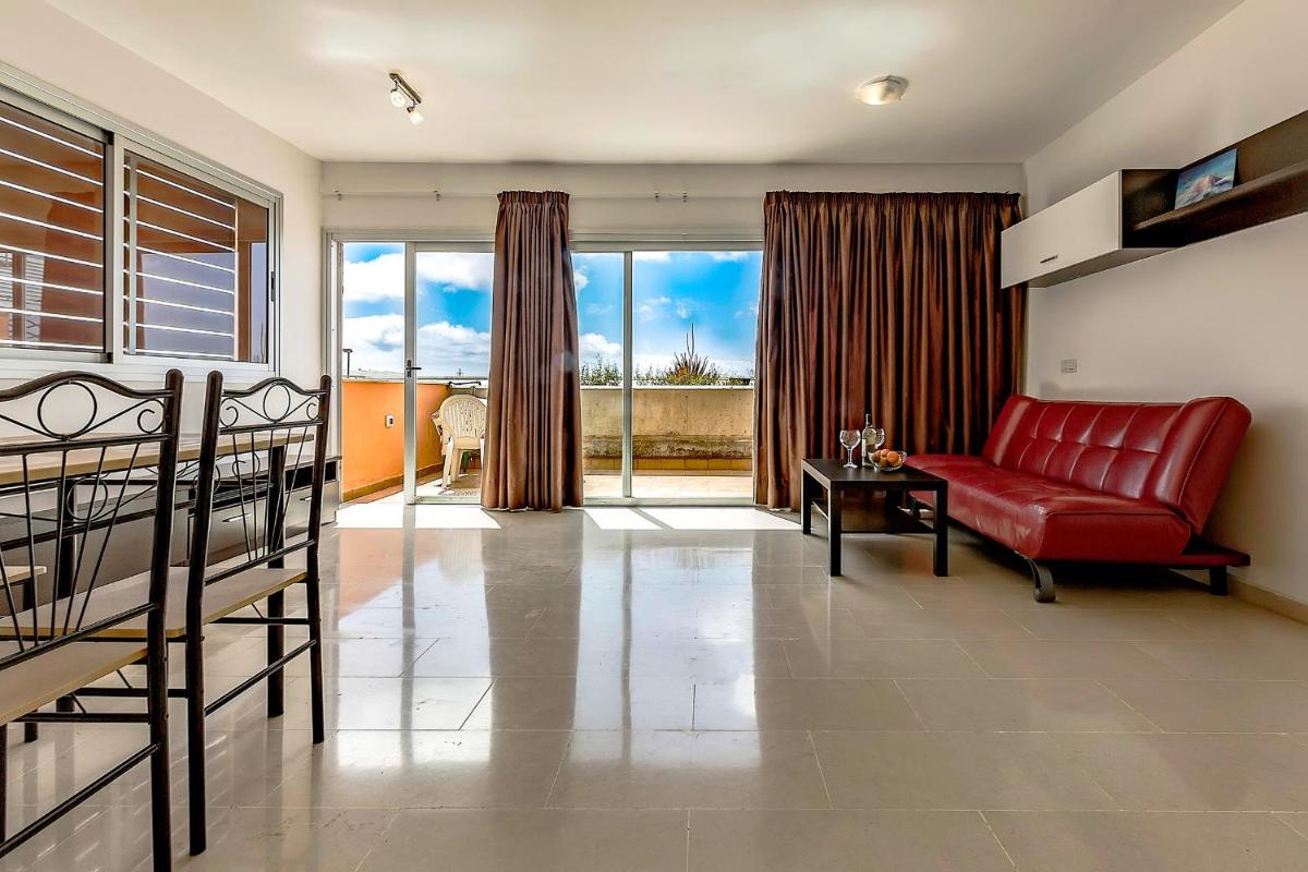 Apartment with Sea View