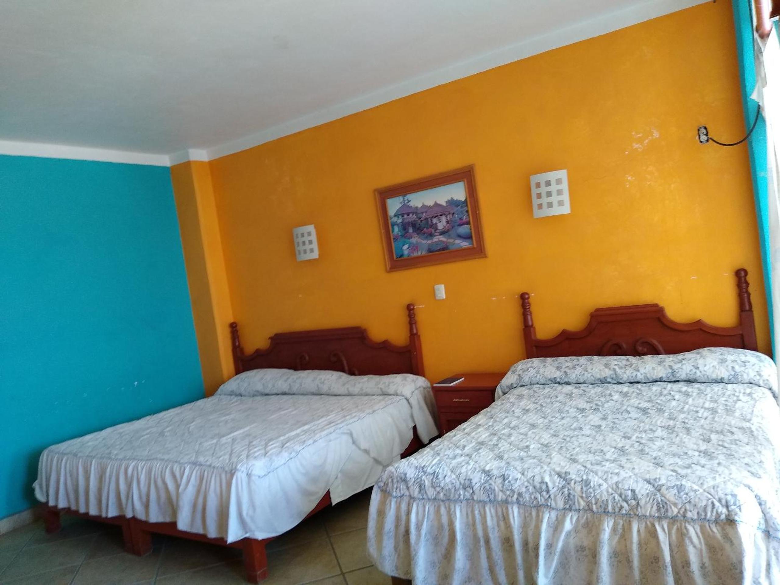 Standard Suite - Photo 3