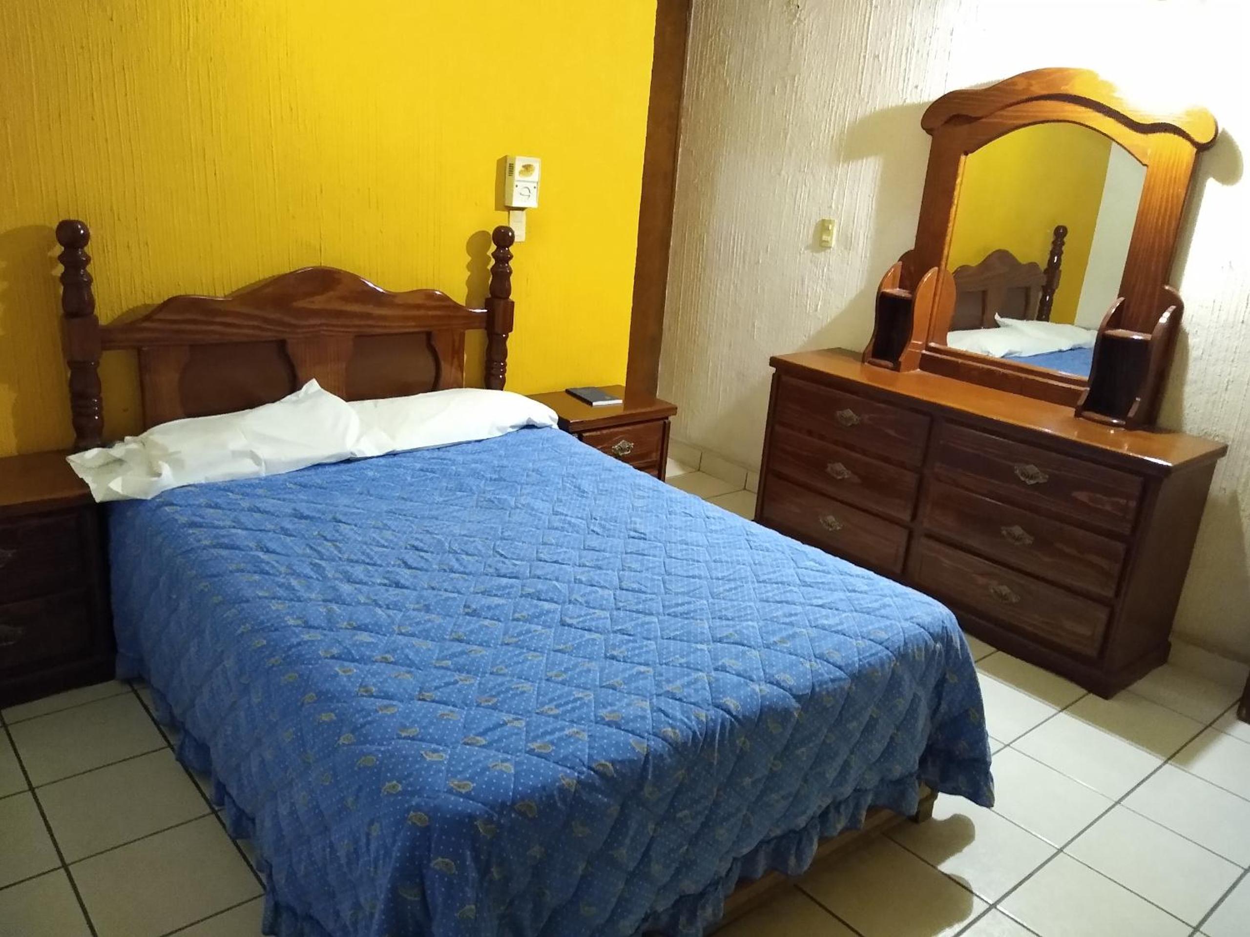 Standard Double Room - Photo 4