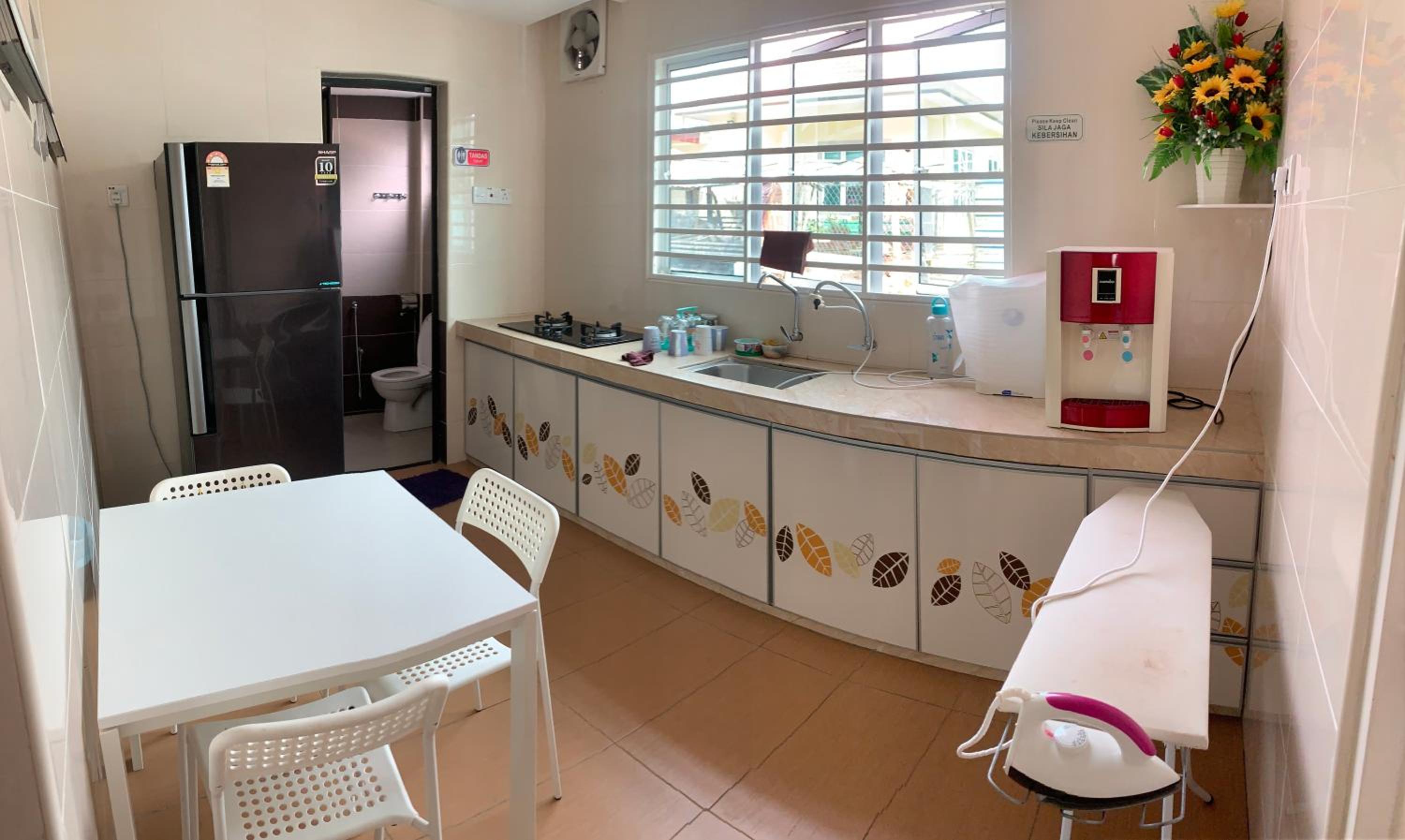 Standard Twin Room with Shared Bathroom photo 3