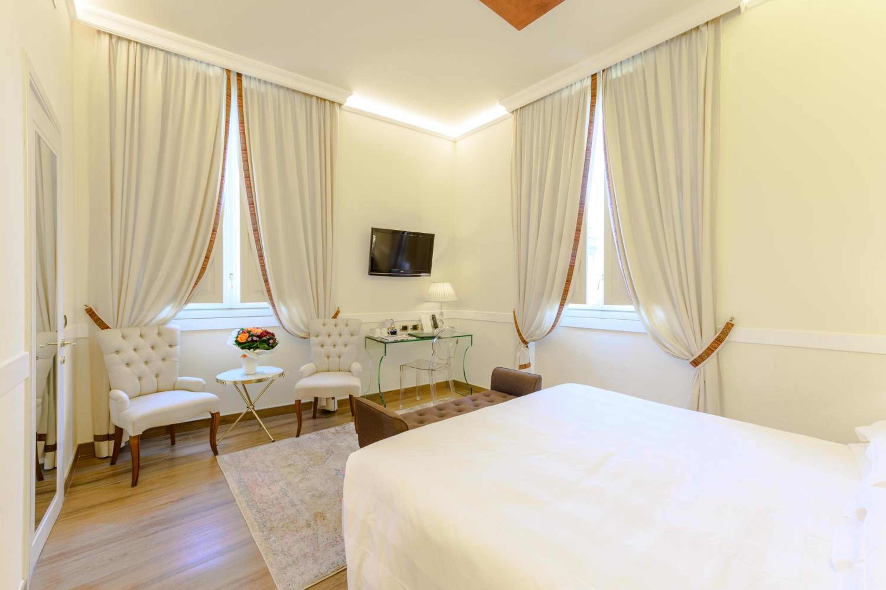 Superior Double or Twin Room - Photo 4