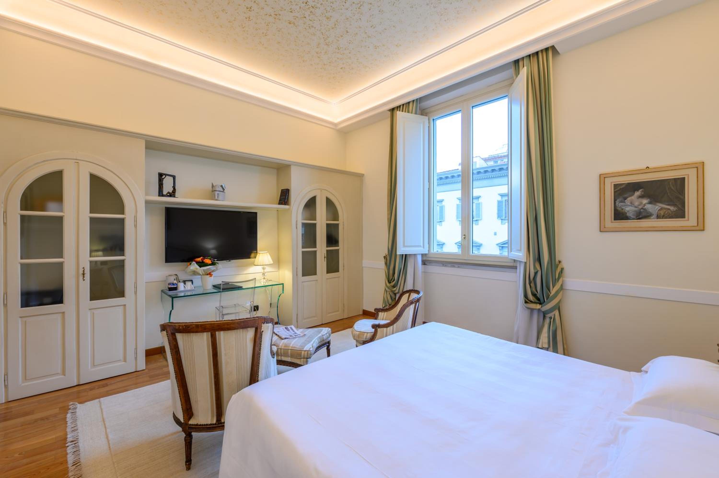 Superior Double or Twin Room - Photo 1