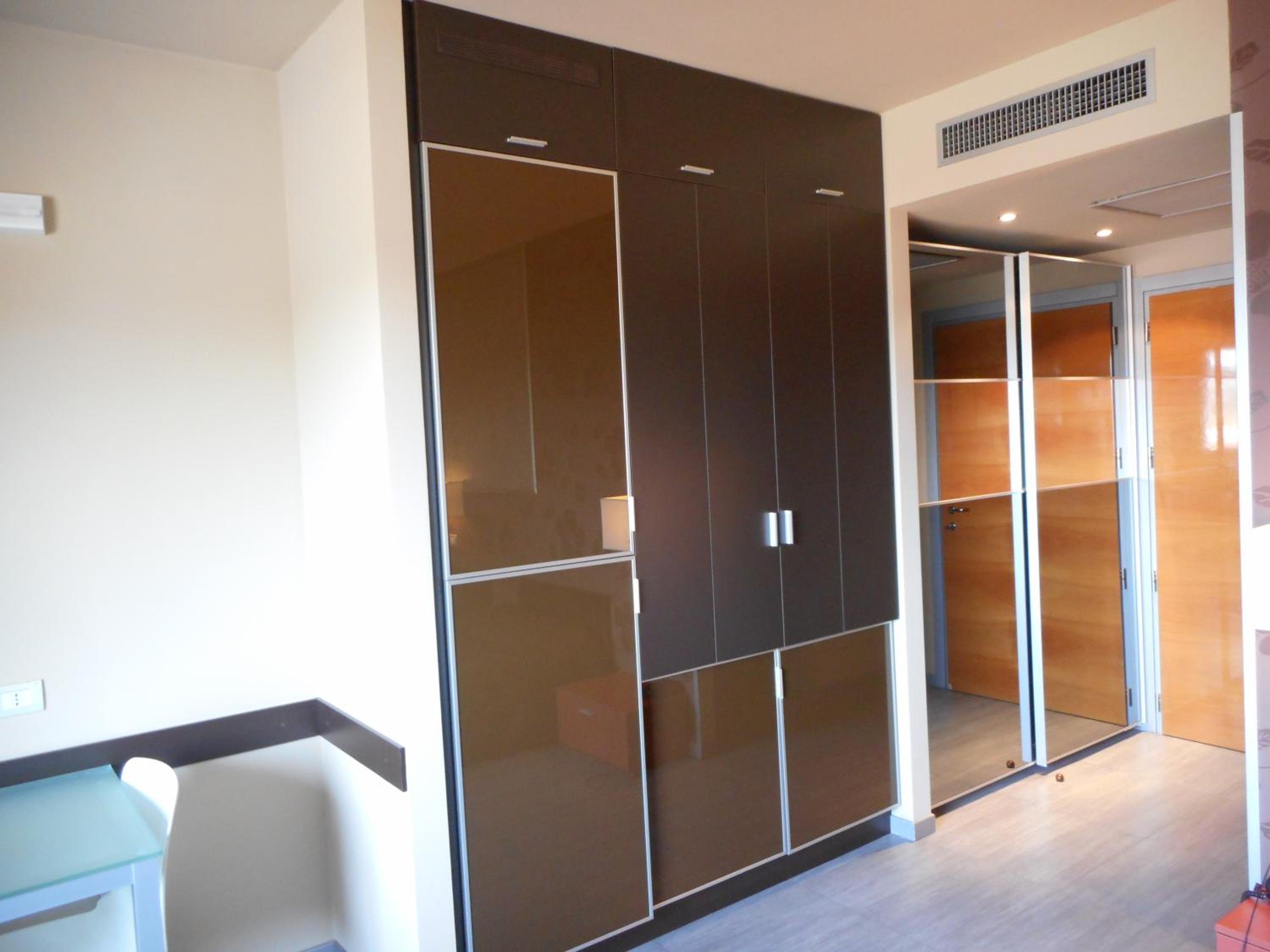 Studio Apartment - Photo 16