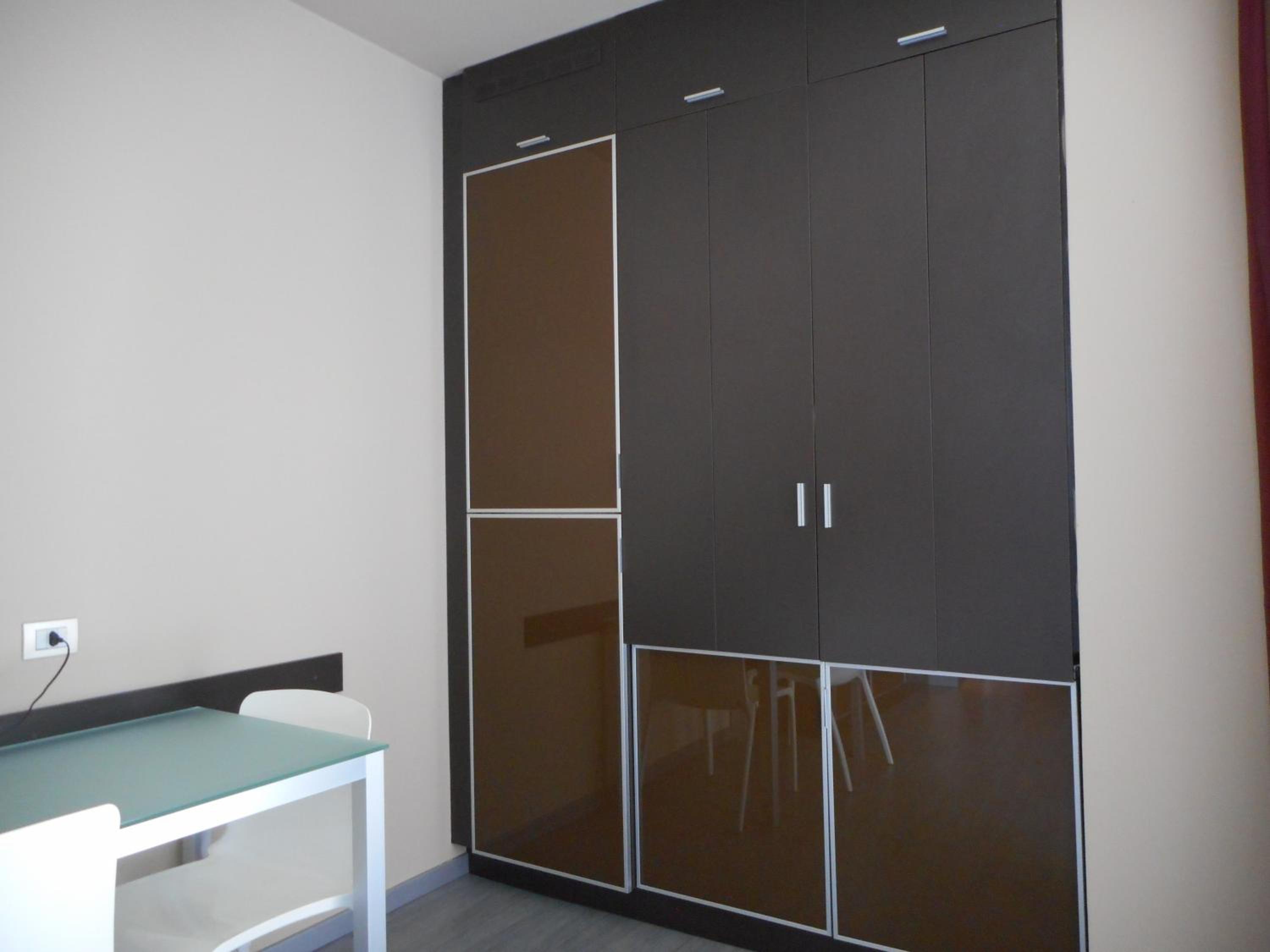 Studio Apartment - Photo 8
