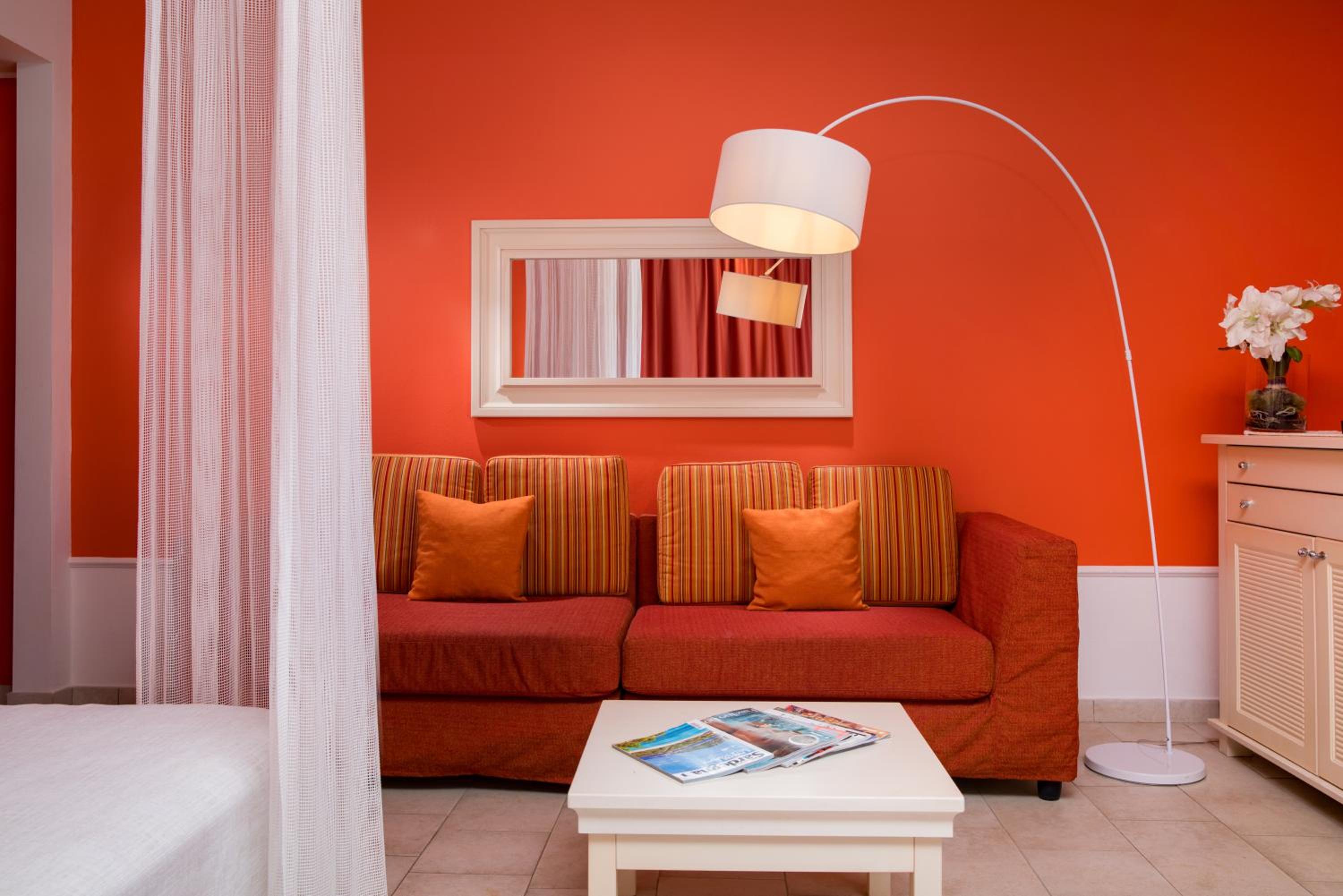 Suite with Sea View - Photo 2