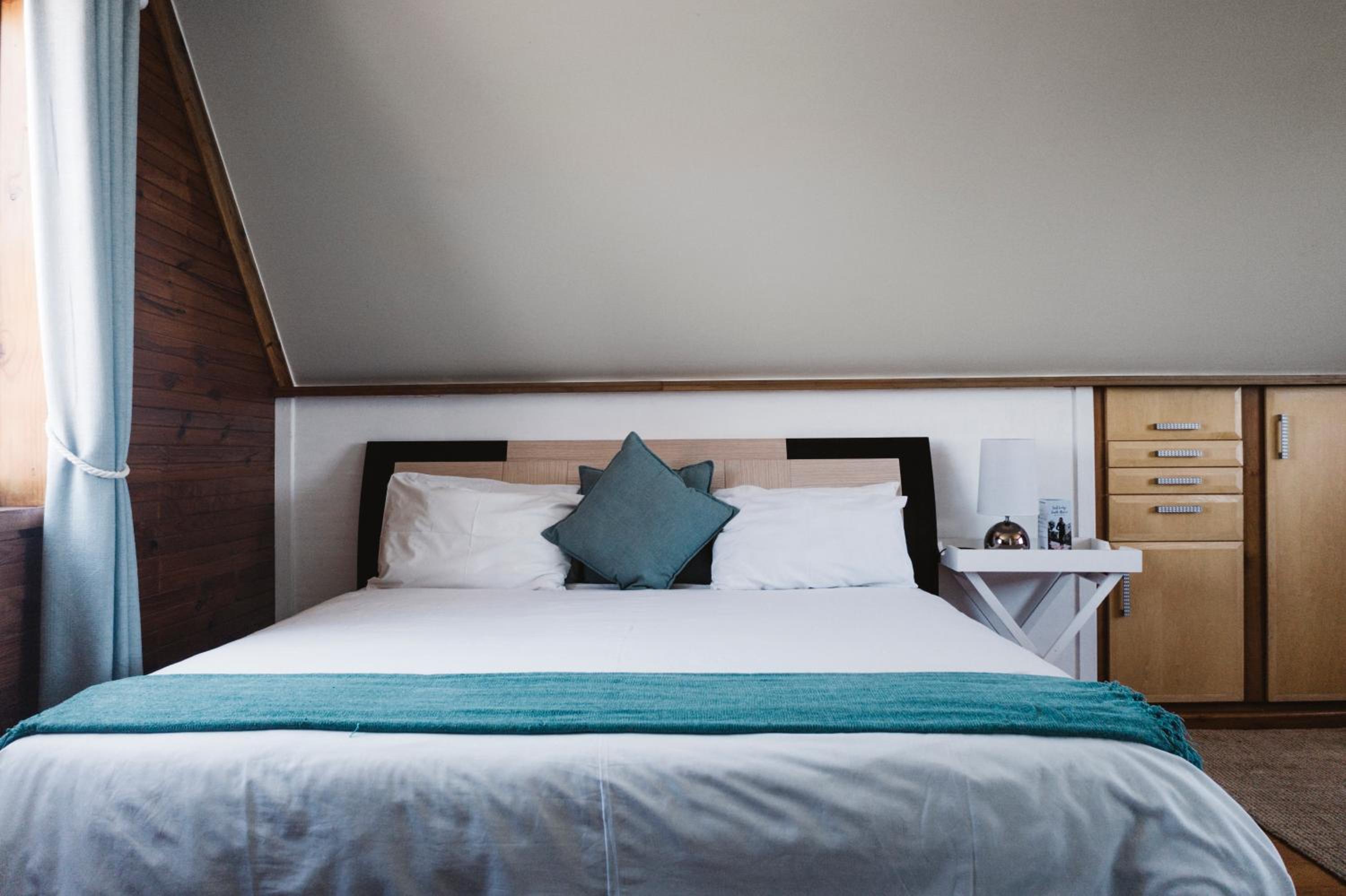 Deluxe Double Room with Sea View photo 3