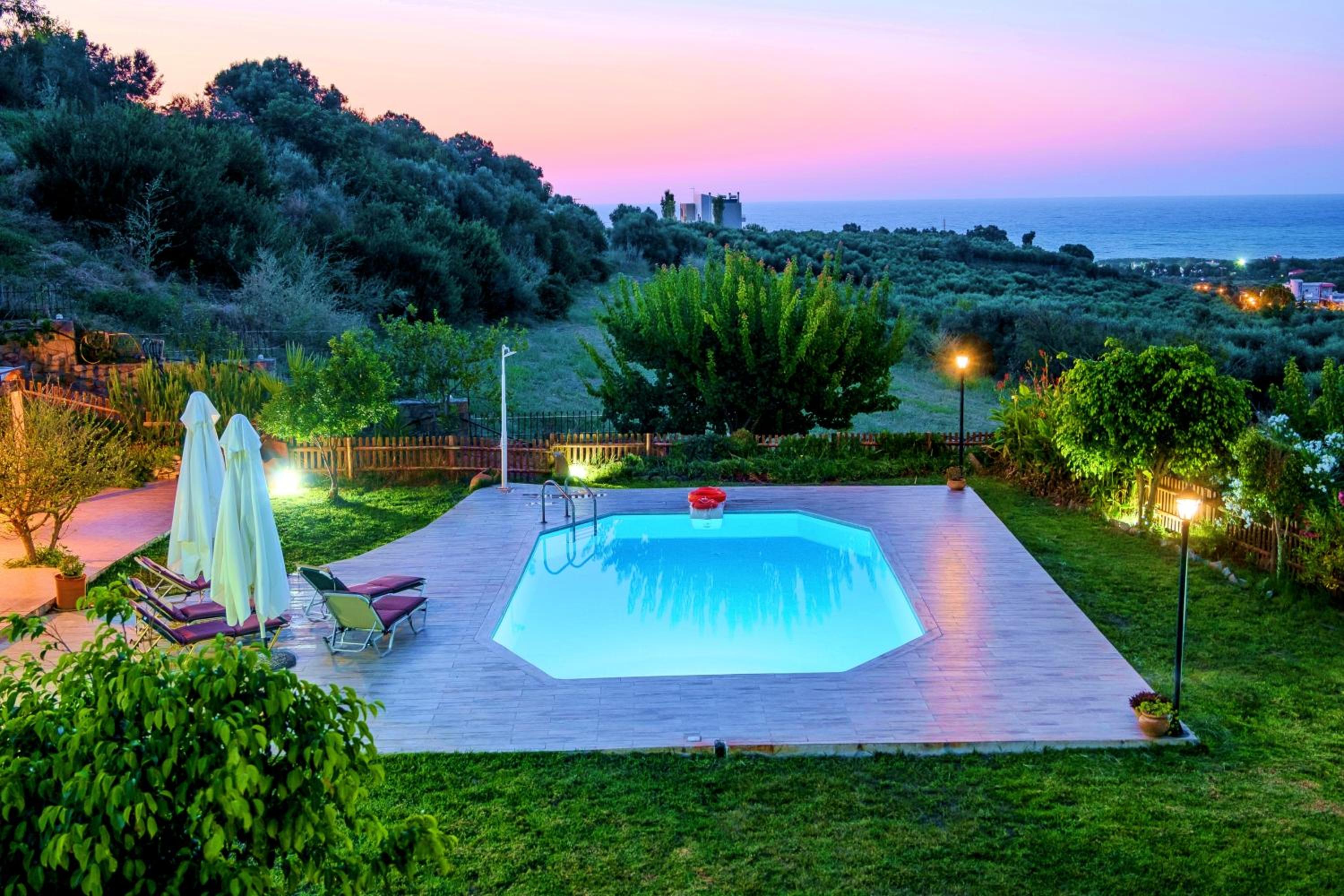 Villa with Private Pool photo 3