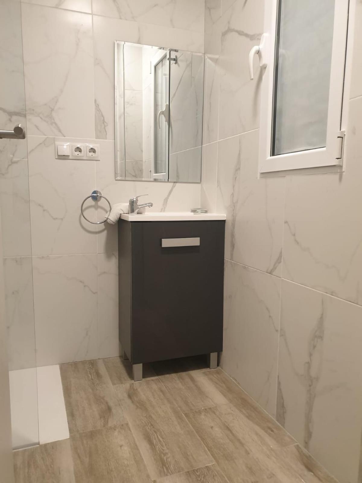 Apartment - Photo 12