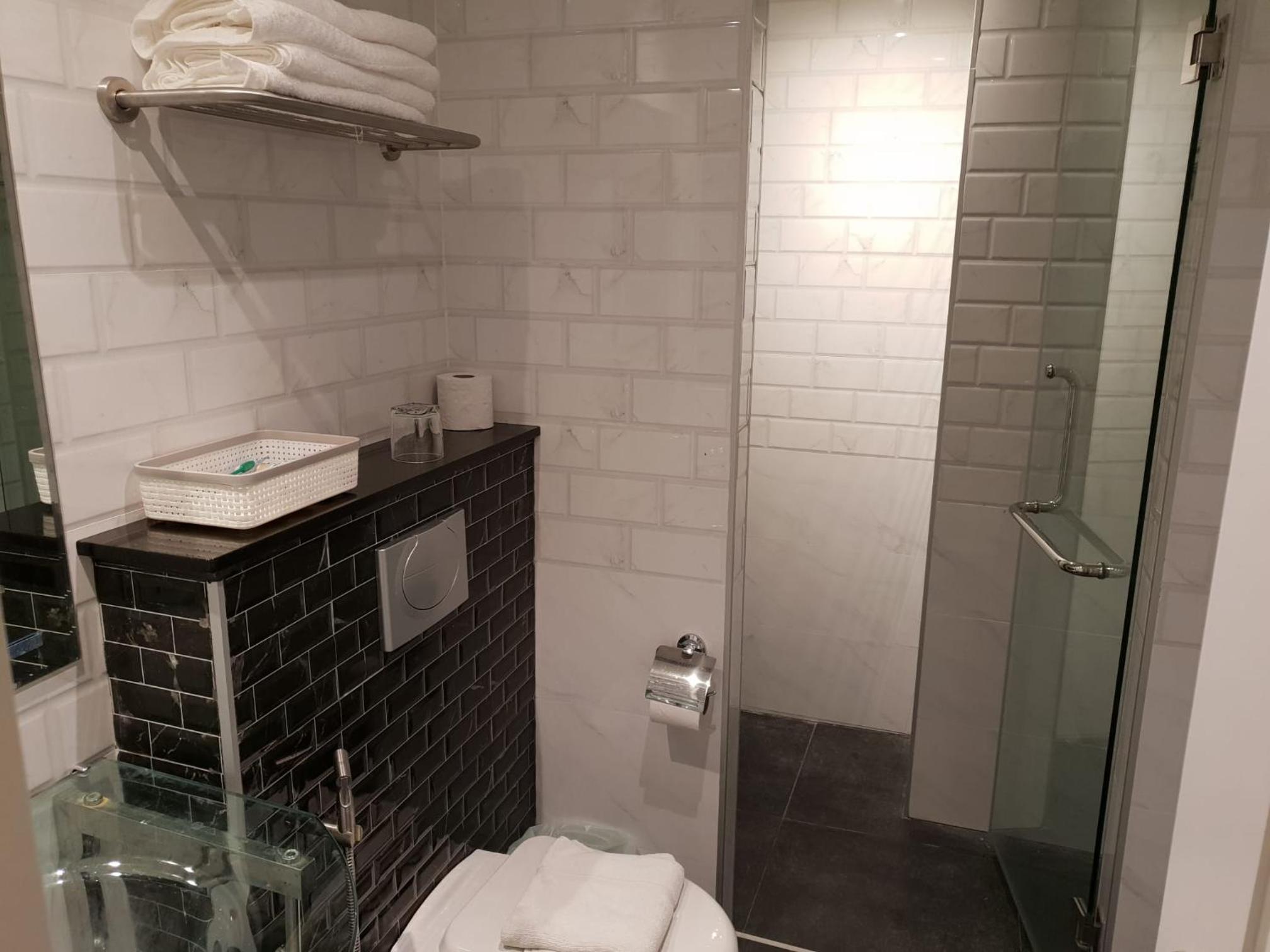 Two-Bedroom Apartment - Photo 13
