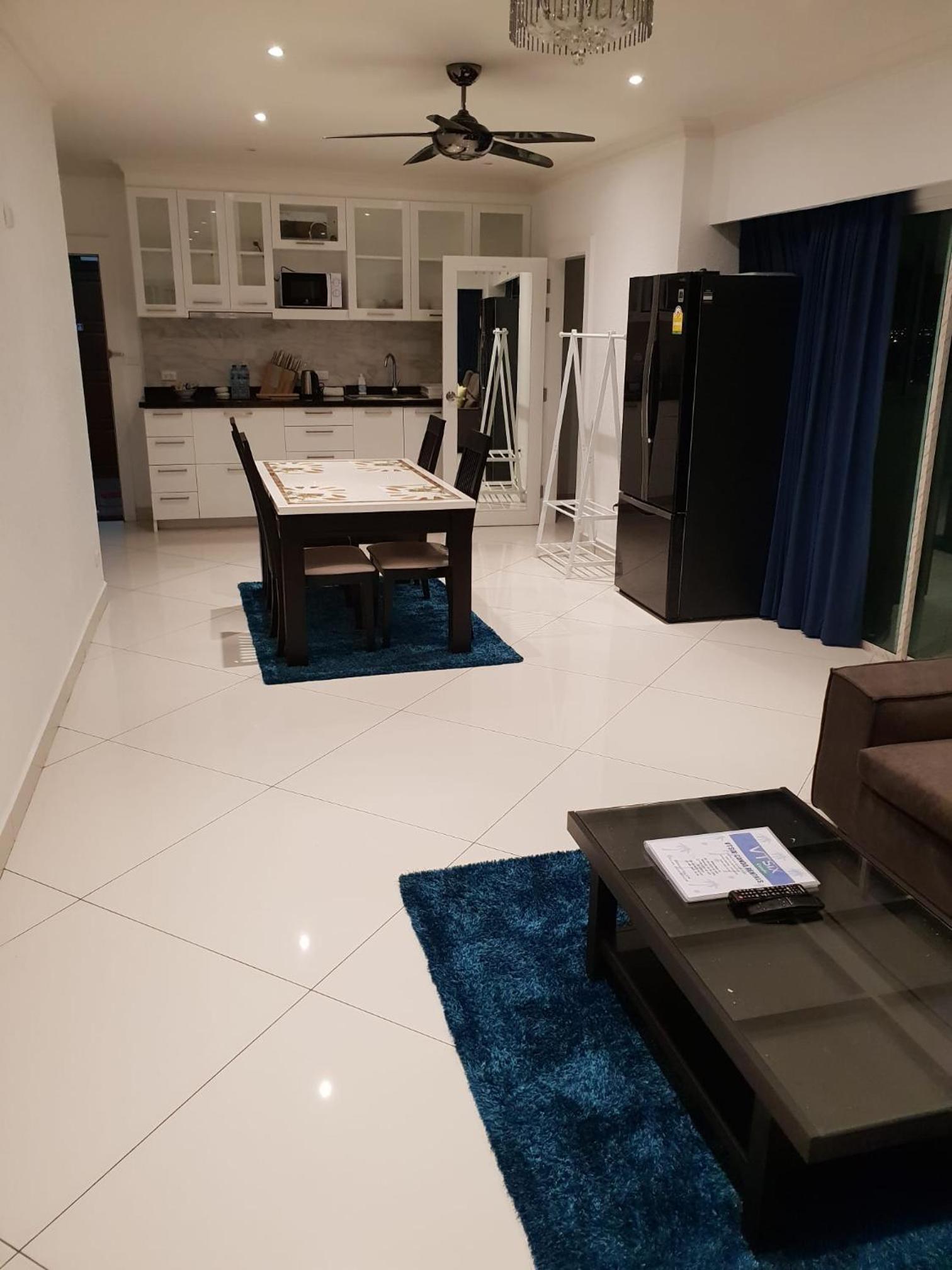 Two-Bedroom Apartment - Photo 18