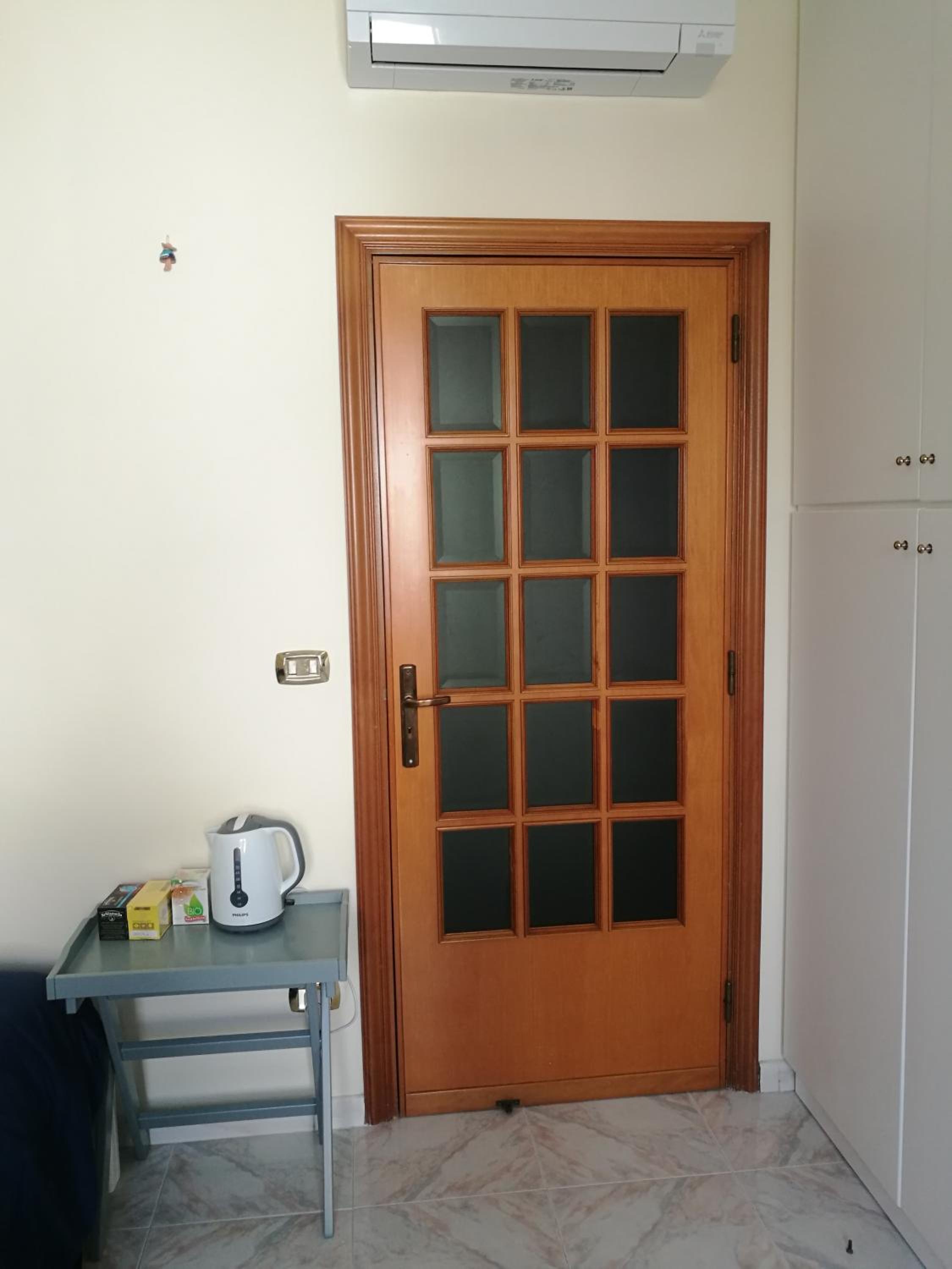 Twin Room with Private External Bathroom