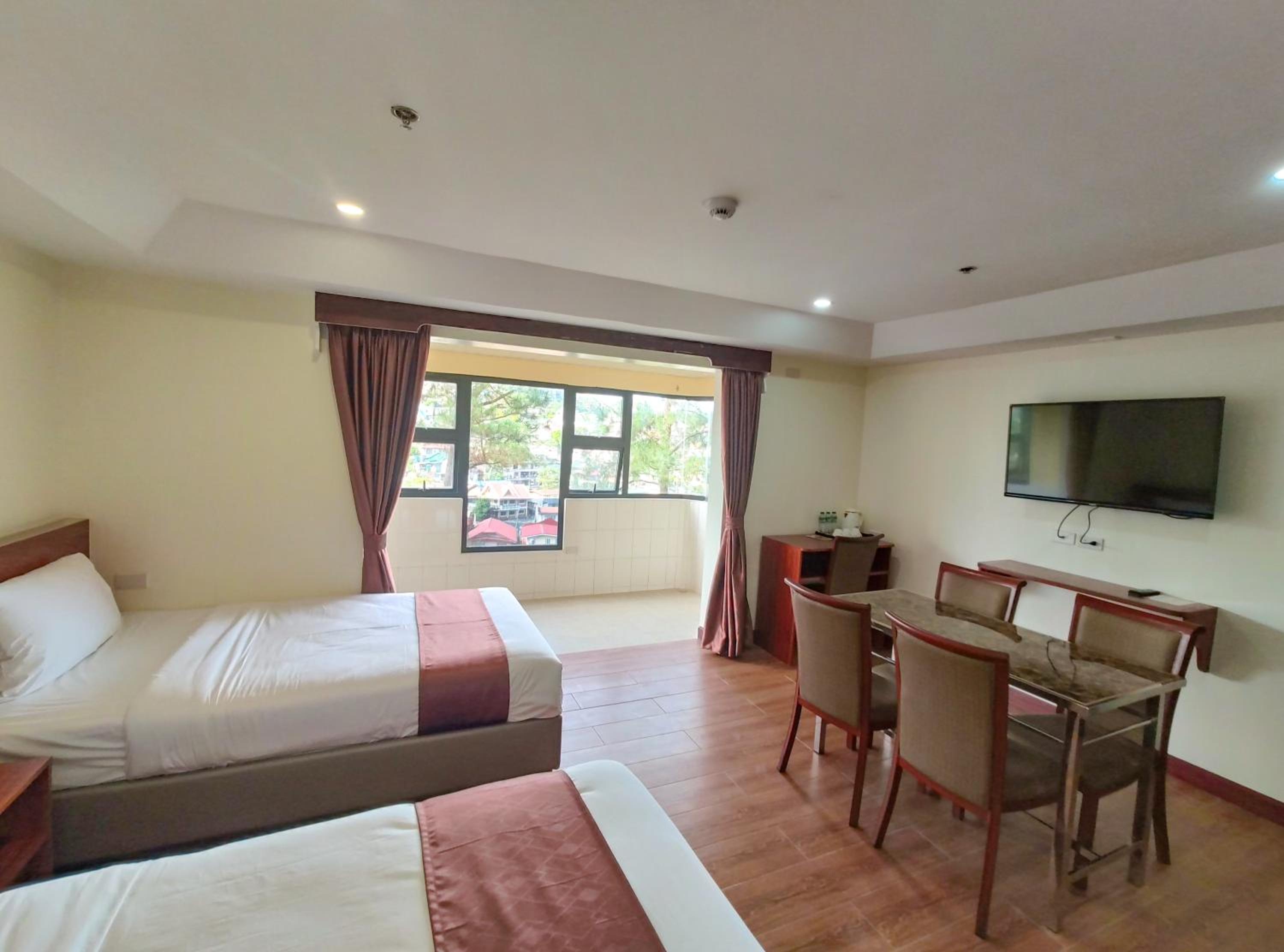 Classic Triple Room - Photo 9