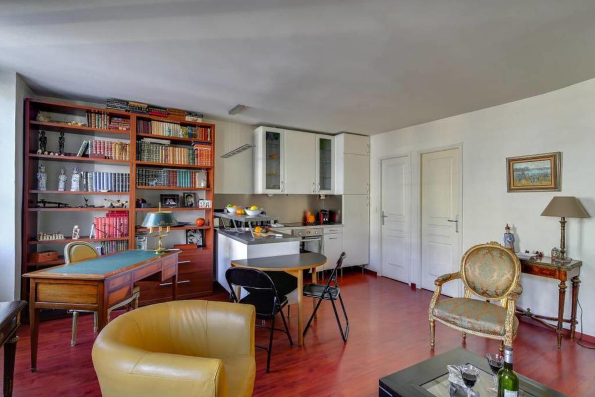 Apartment photo 3