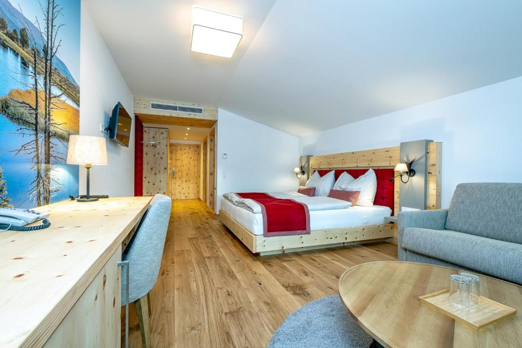Junior Suite - Photo 1