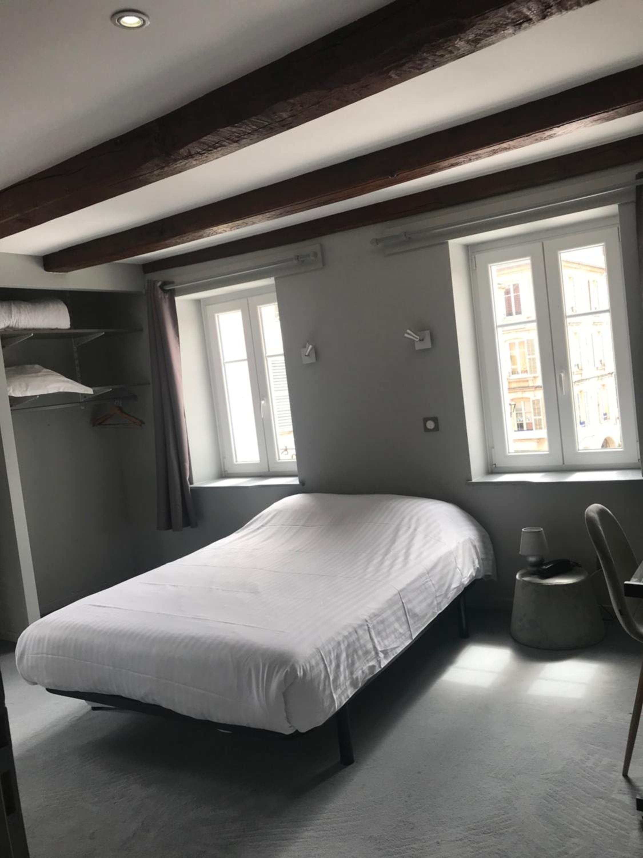 Double Room - Photo 7