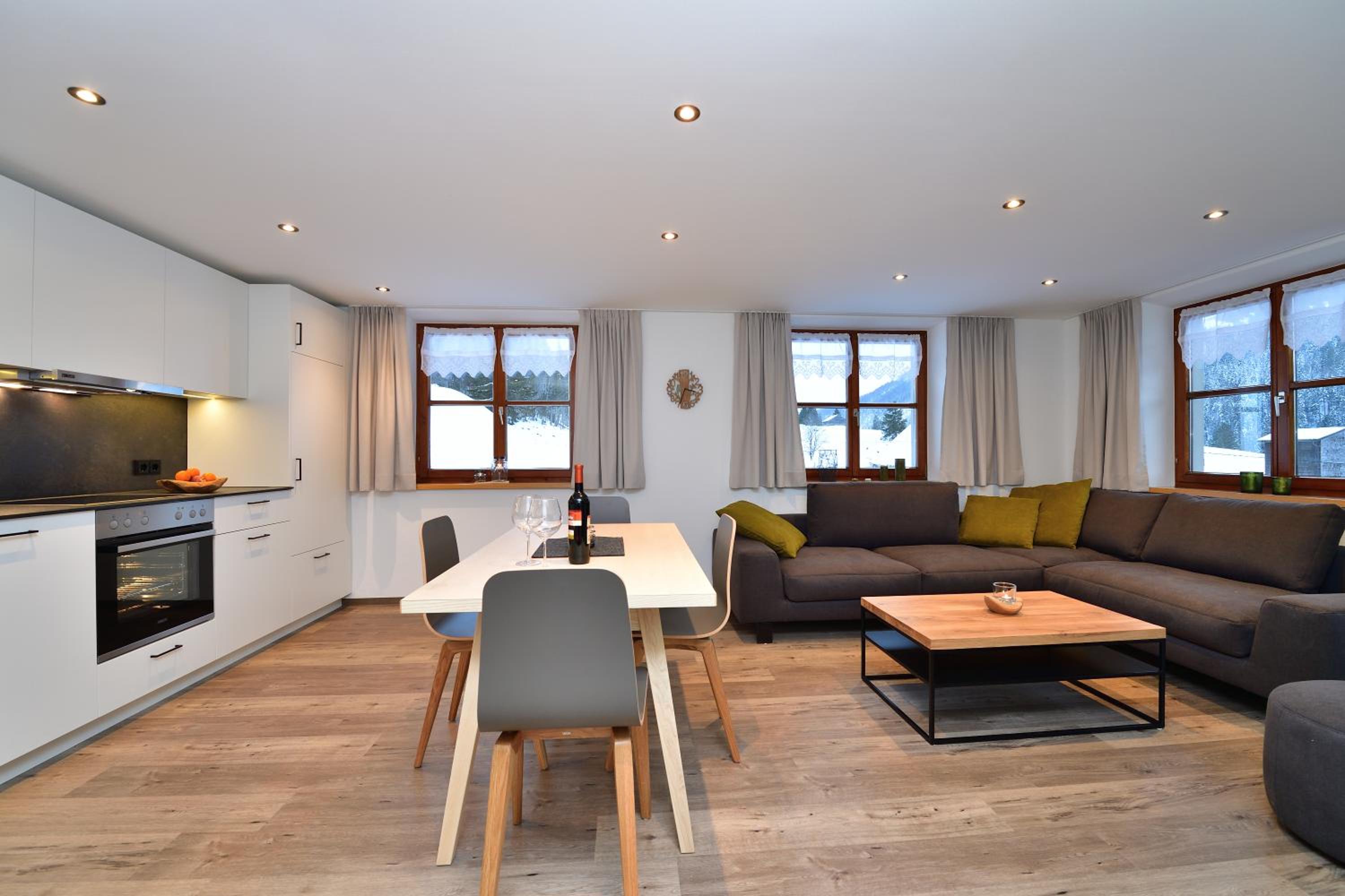 Apartment photo 3