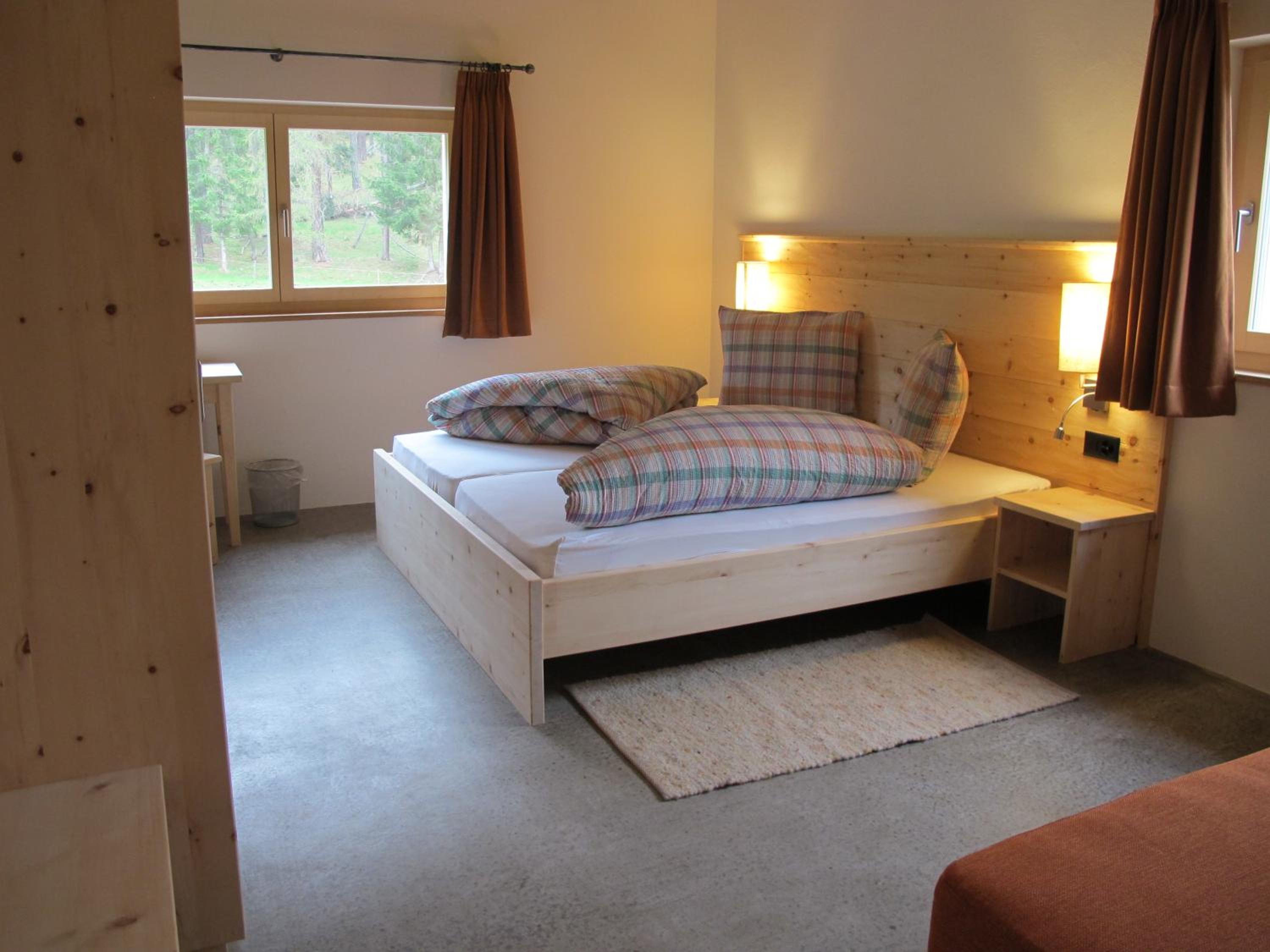 Standard Double Room - Photo 8