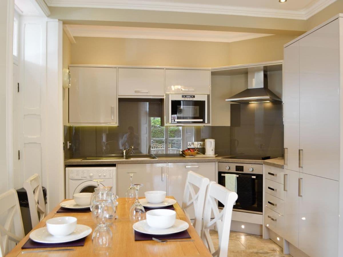 Apartment - Ground Floor - Photo 7