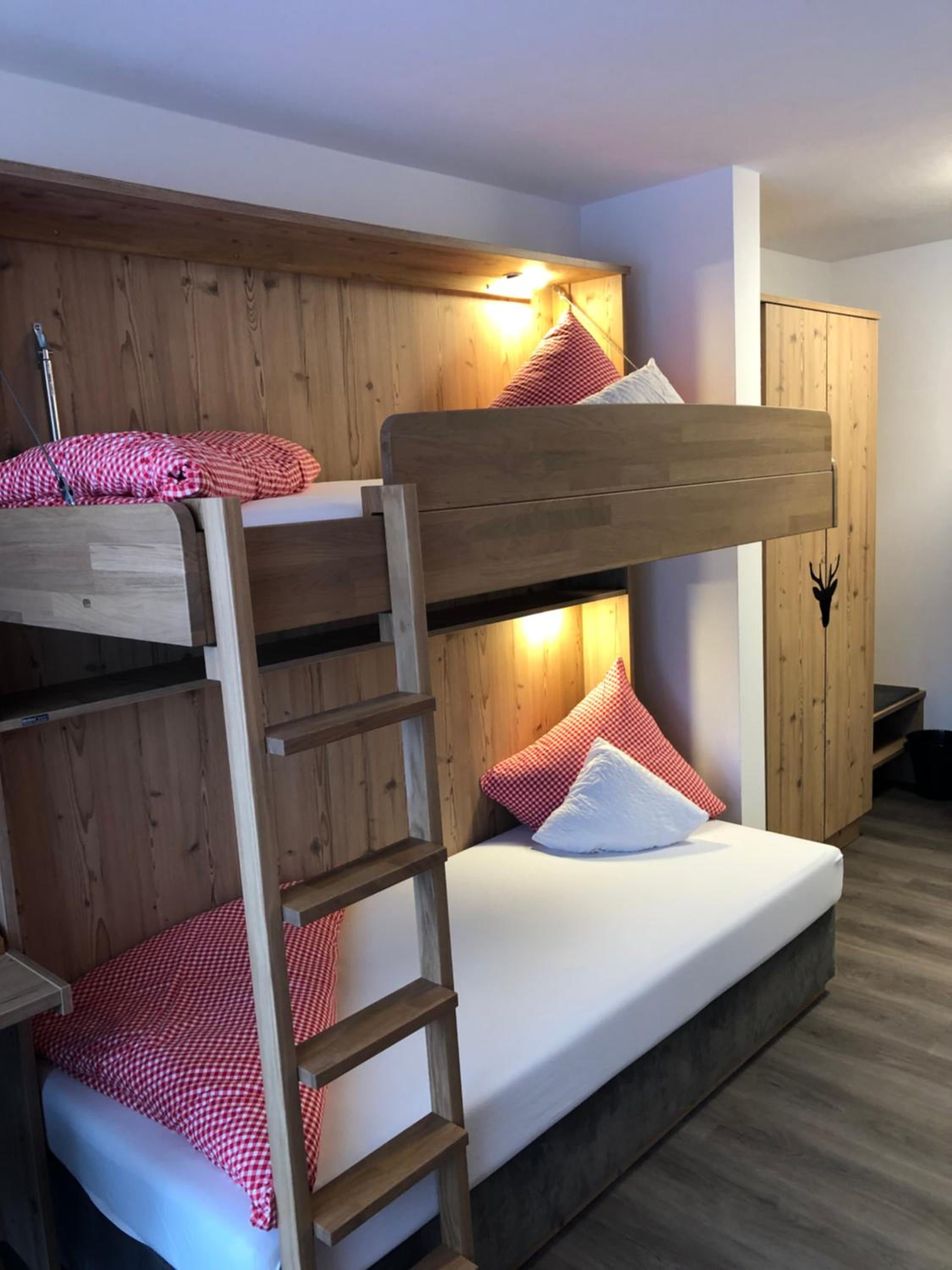 Double Room - Photo 13