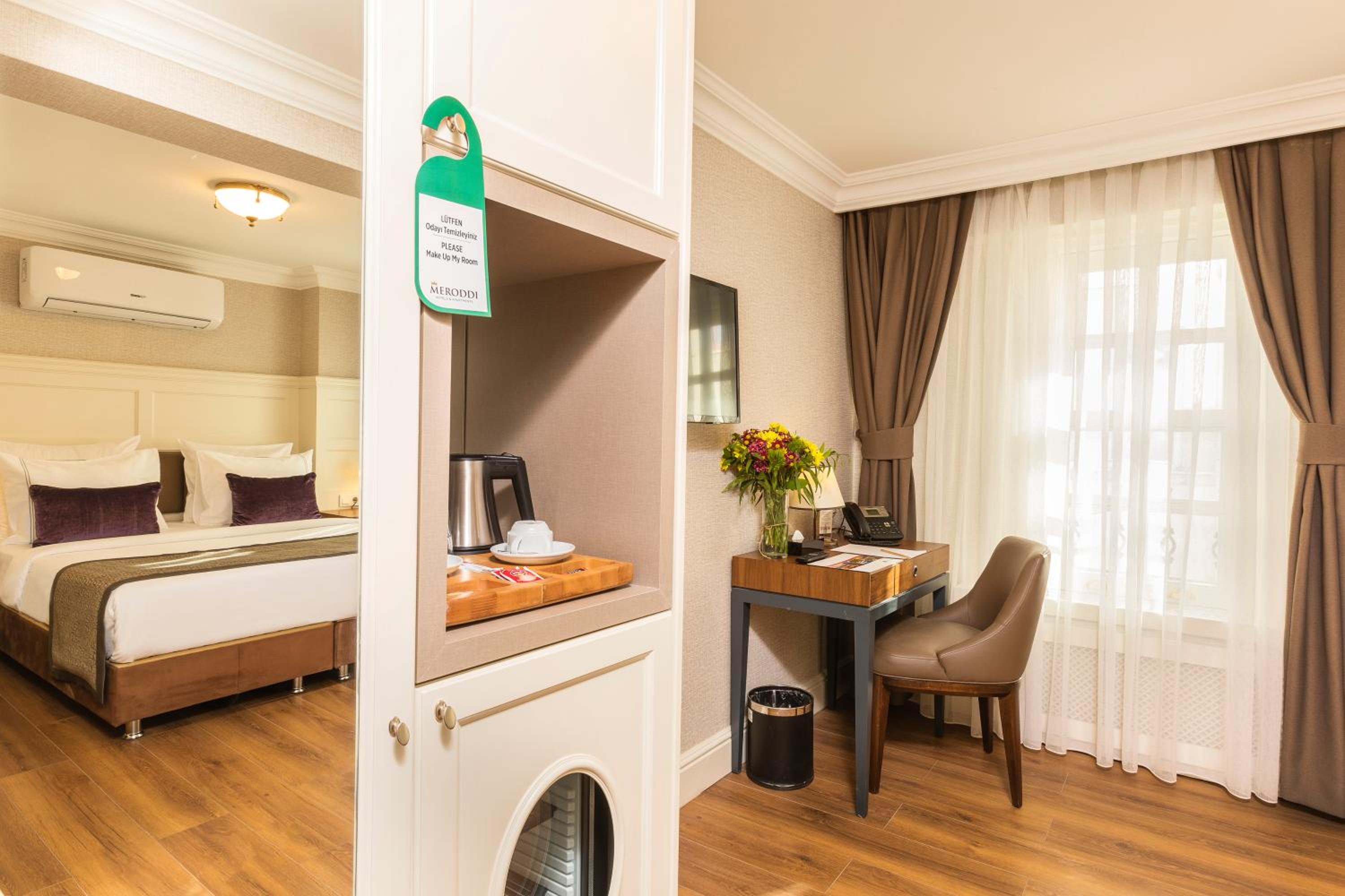 Deluxe Double Room photo 2