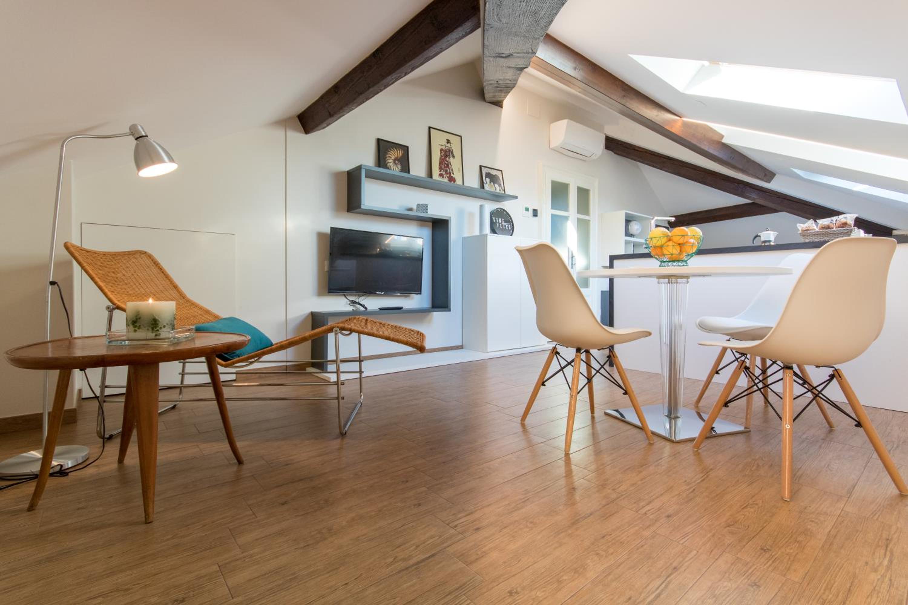 Apartment - Photo 11
