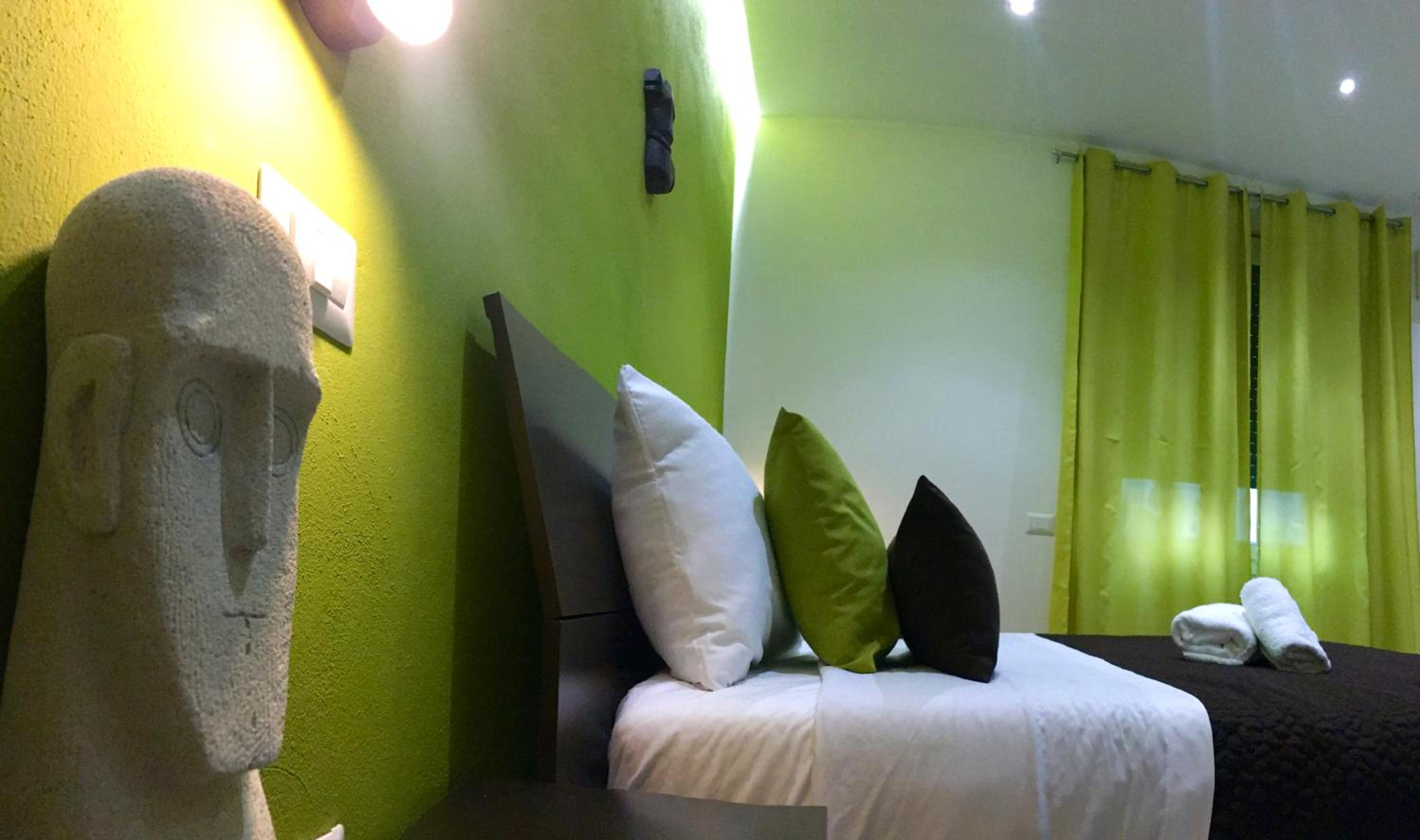 Double Room - Photo 12