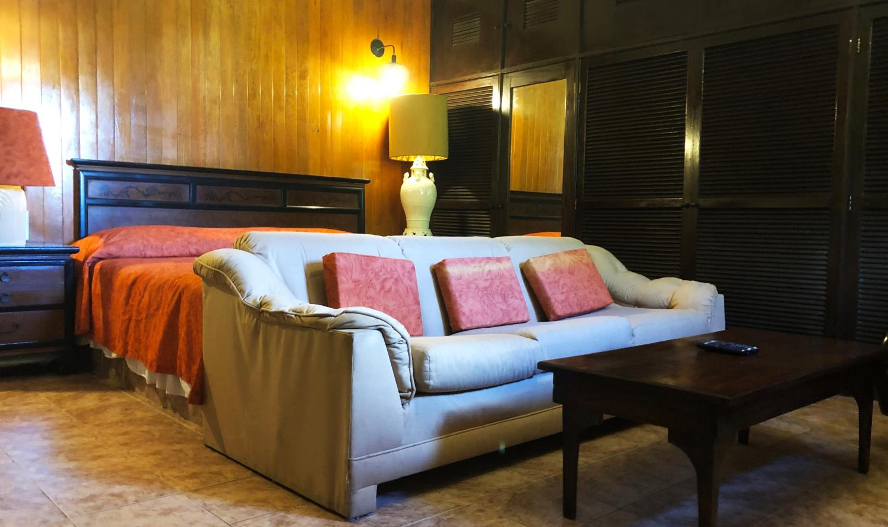 One-Bedroom Villa - Photo 10